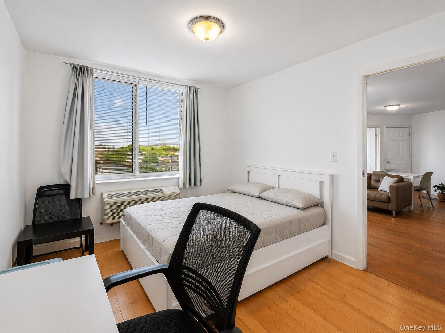 81-15 Queens Boulevard 7c Property Photo 6