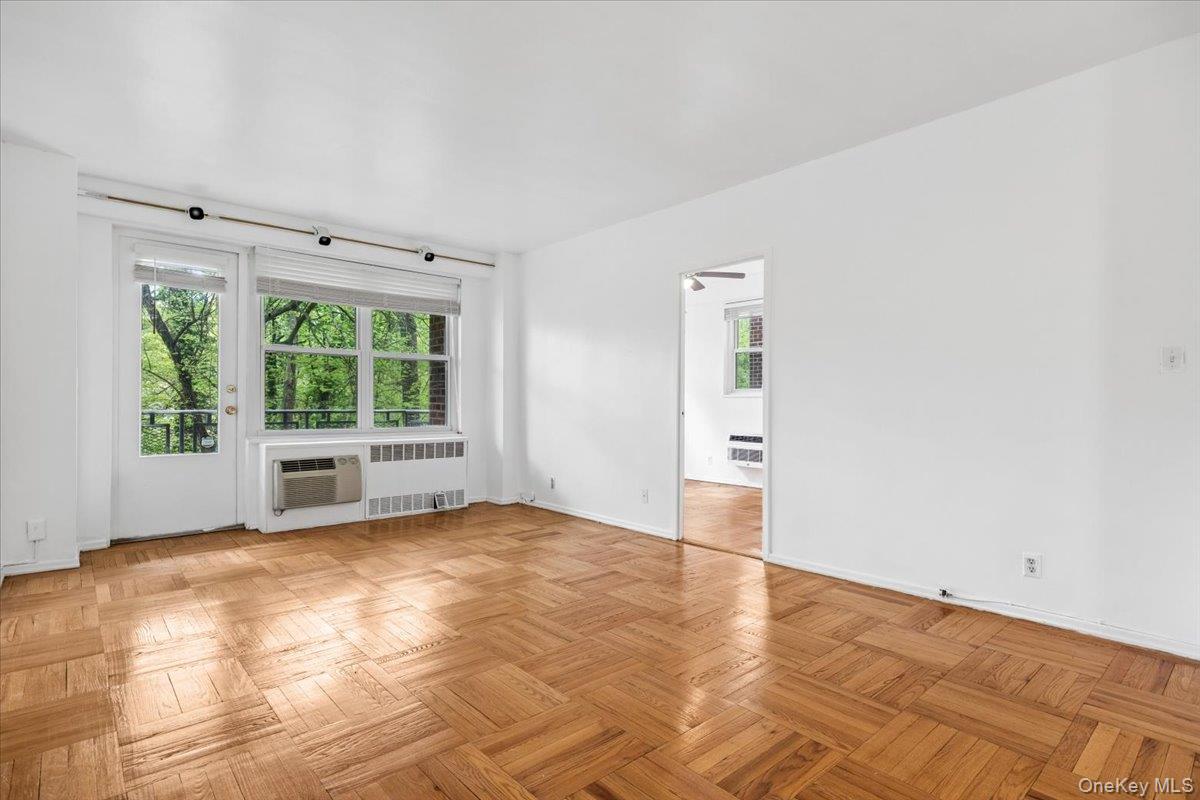 281 Garth Road #c2h Property Photo 12