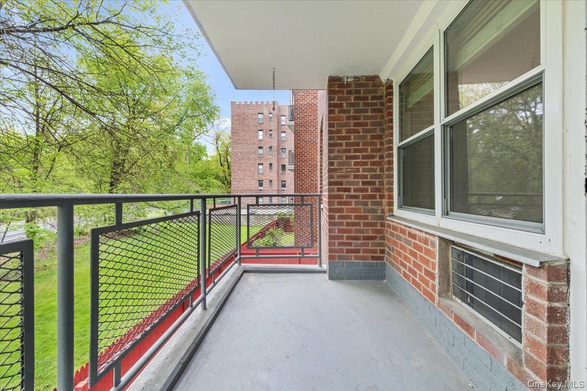 281 Garth Road #c2h Property Photo 31