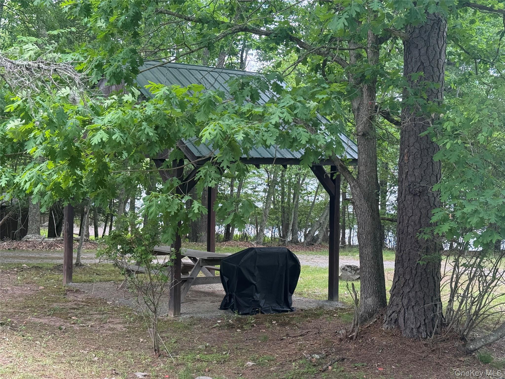 Browning Boulevard Property Photo 11