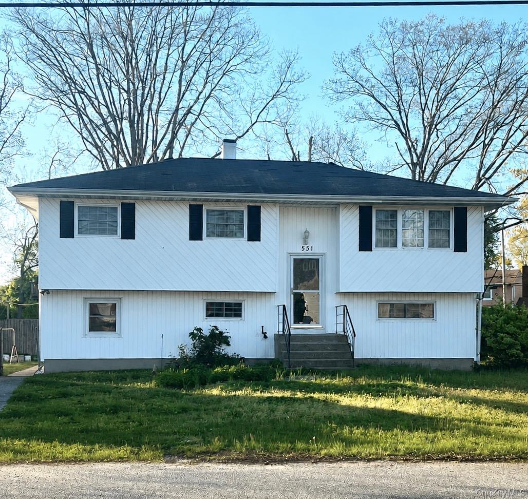 551 Spur Drive Property Photo 1