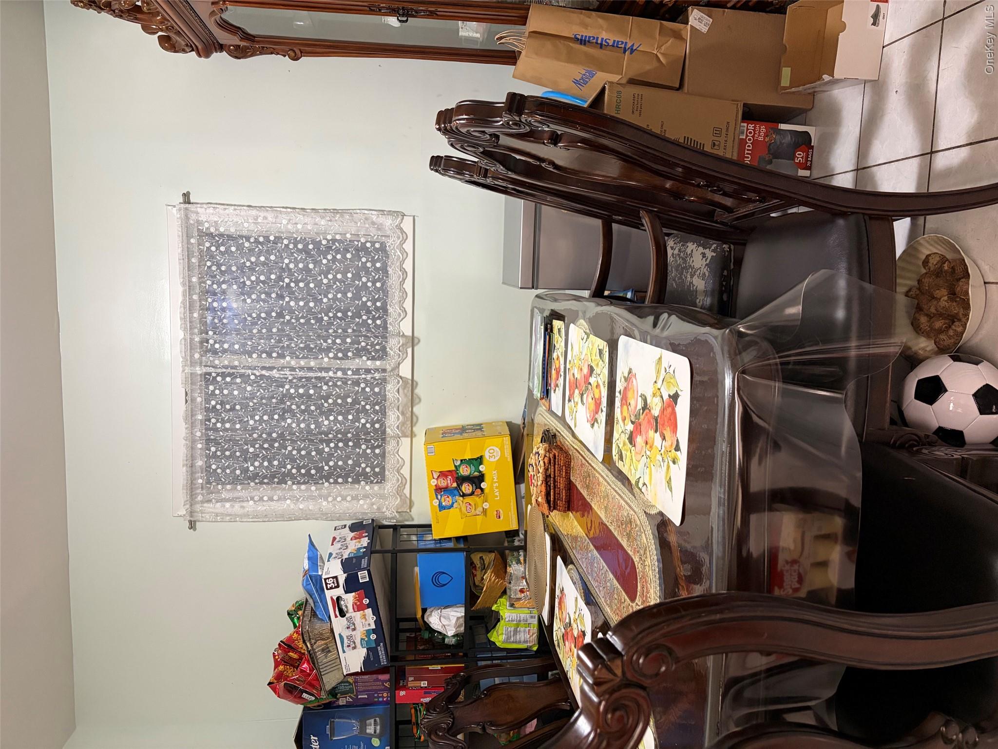9225 176th Street Property Photo 4