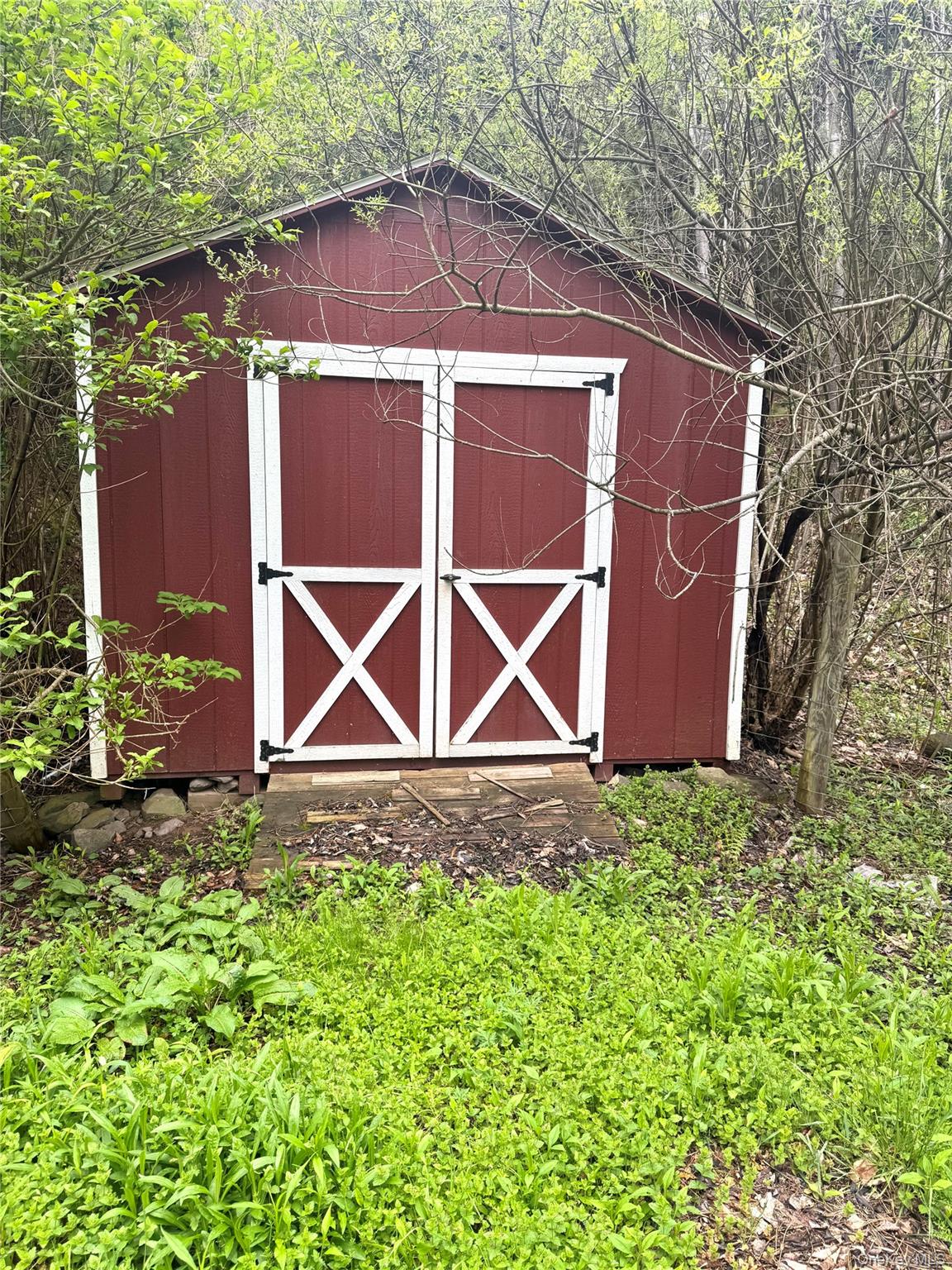395 Federal Hill Rd 1 Property Photo 13