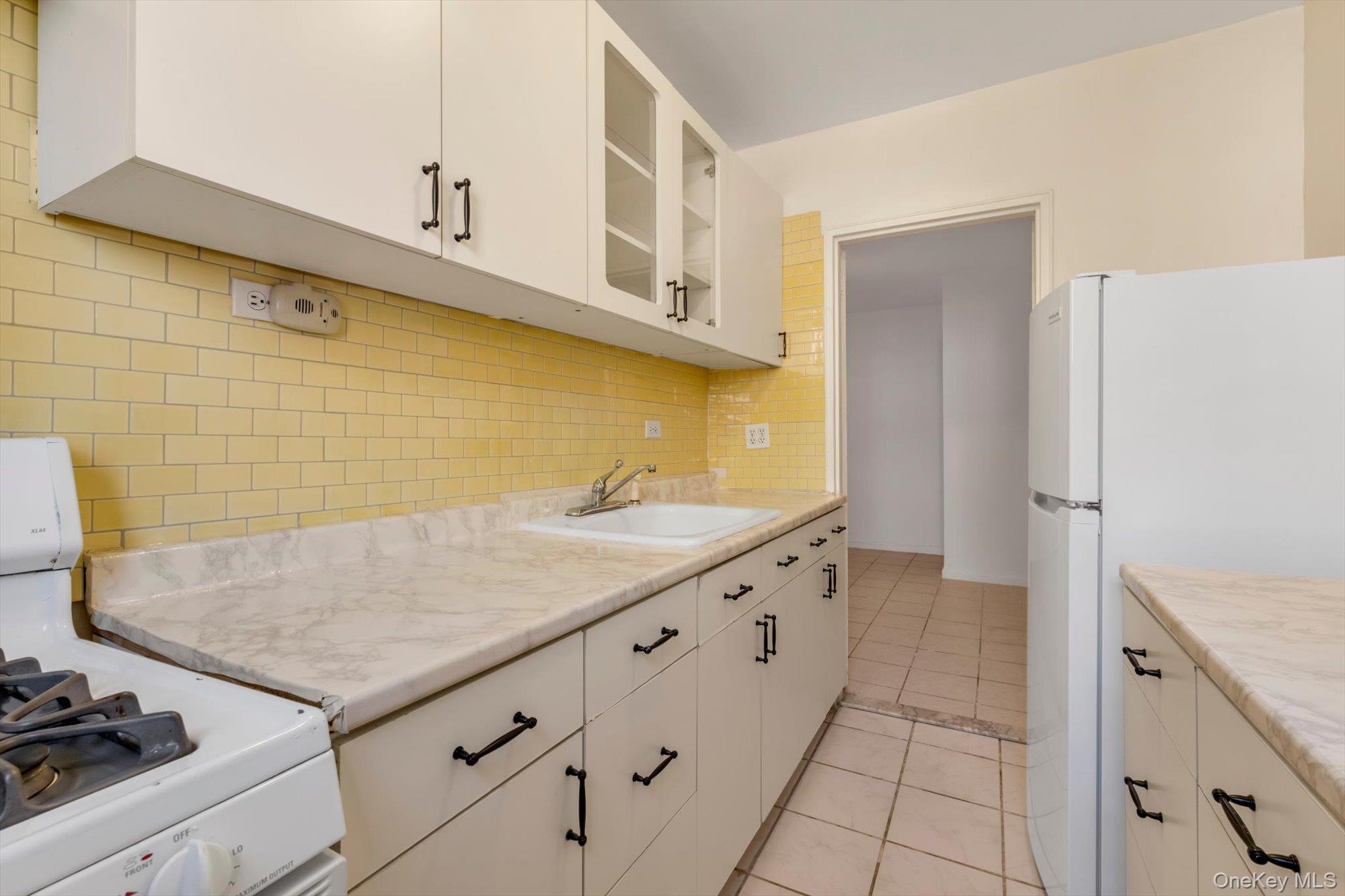 83-35 139 Street 5 S Property Photo 10