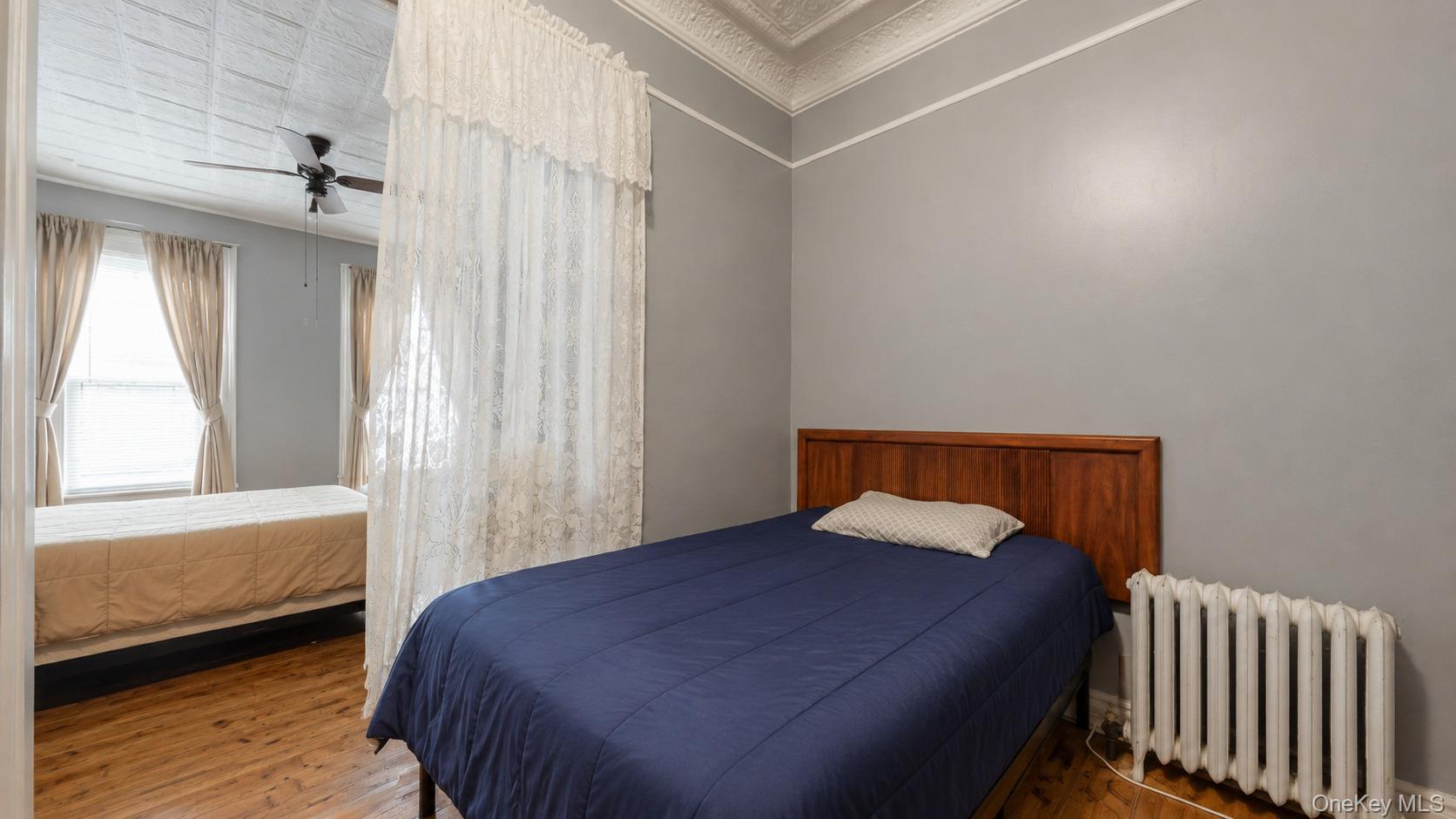 294 Schenck Avenue Property Photo 8