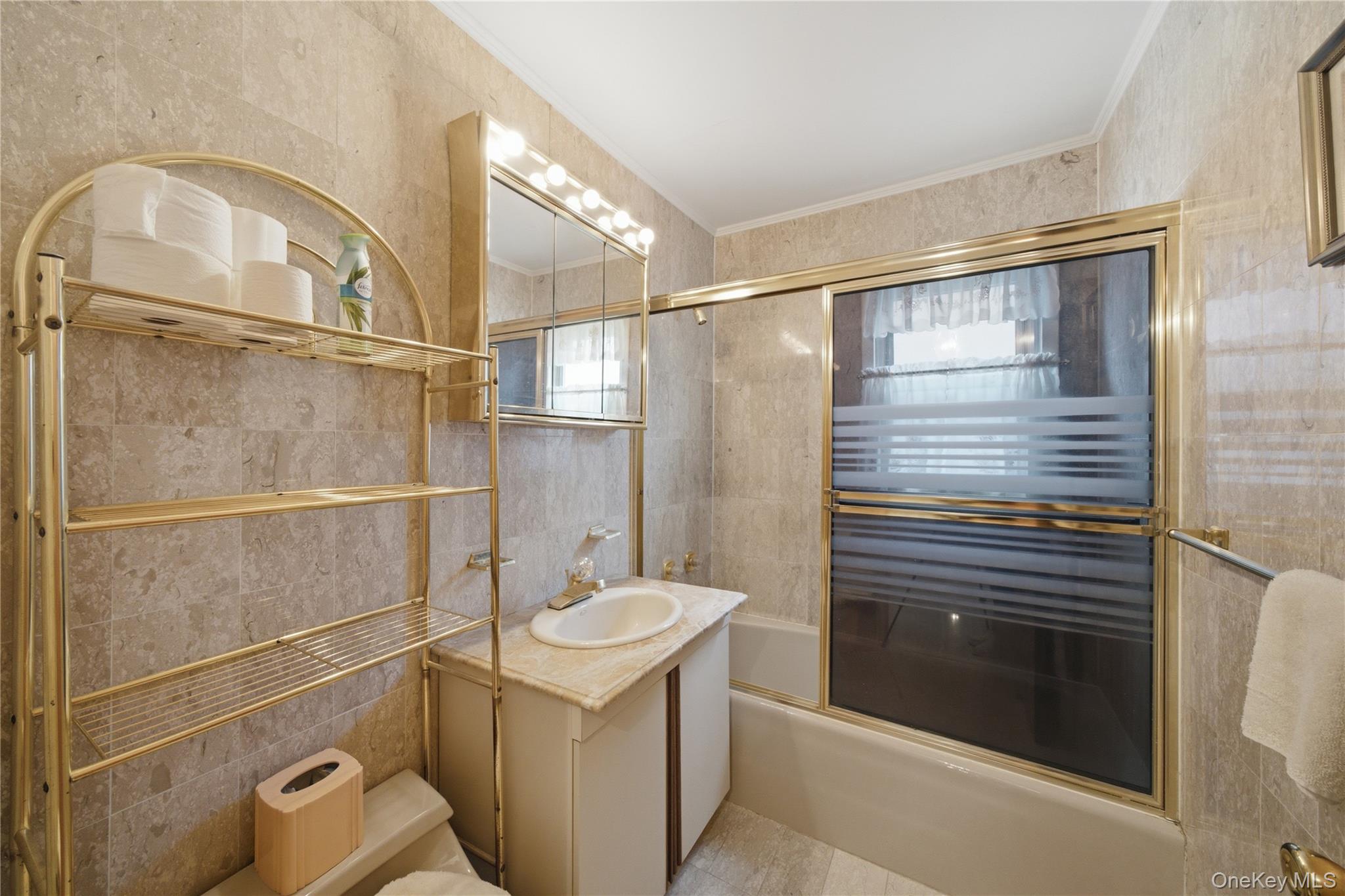 6110 76th Street Property Photo 13