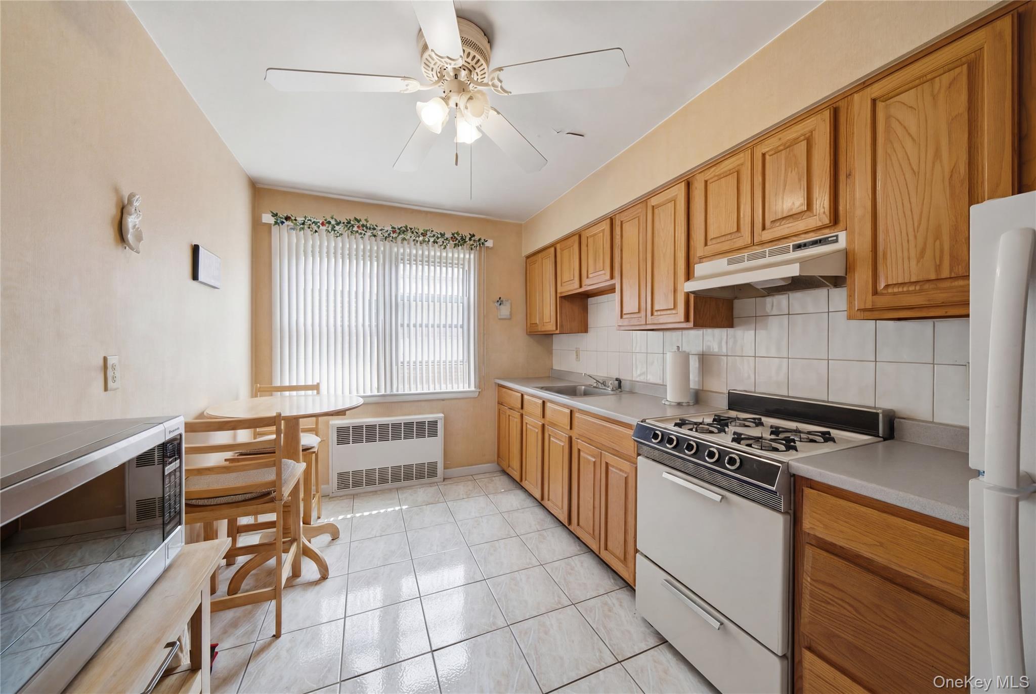 6110 76th Street Property Photo 20