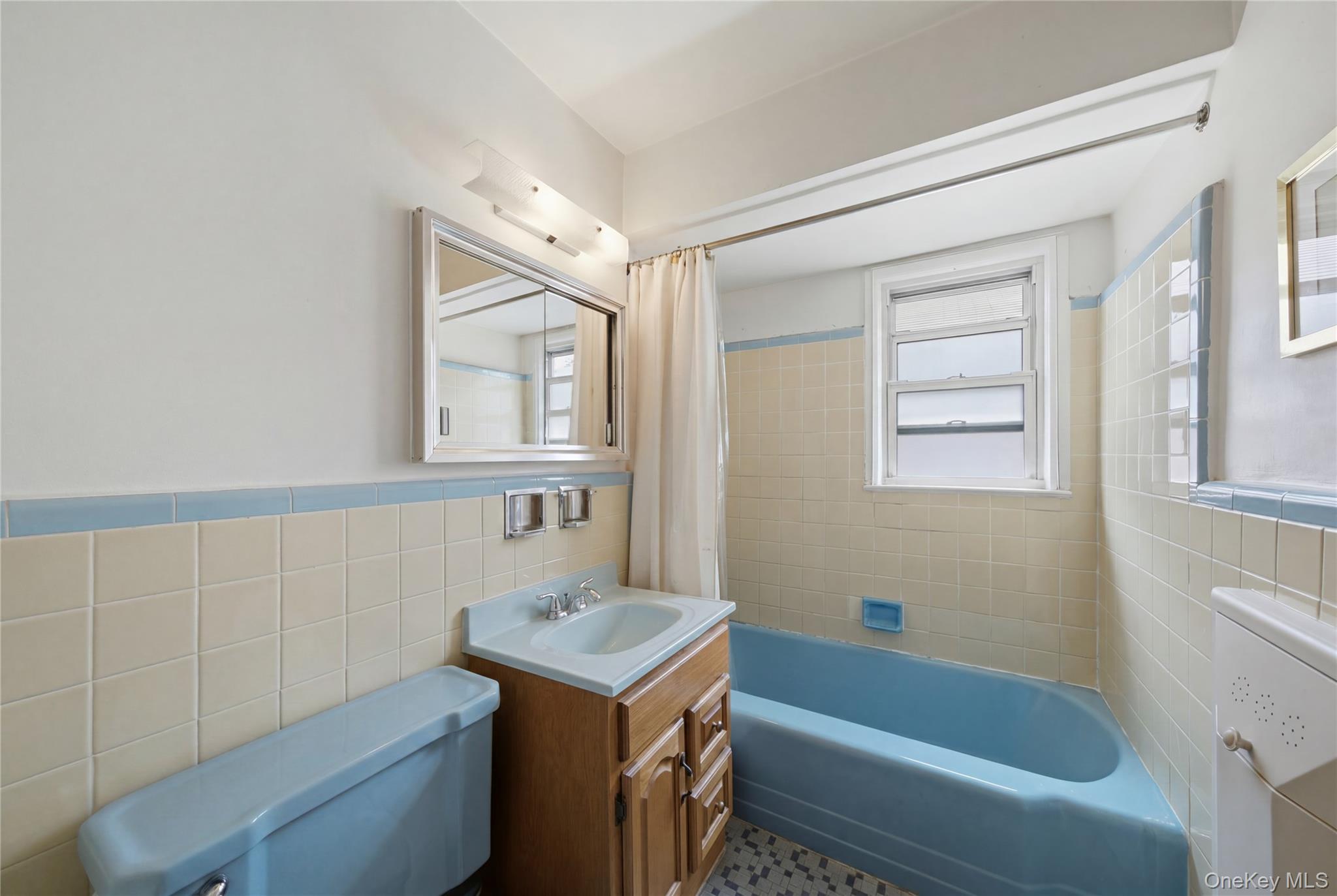 6110 76th Street Property Photo 23