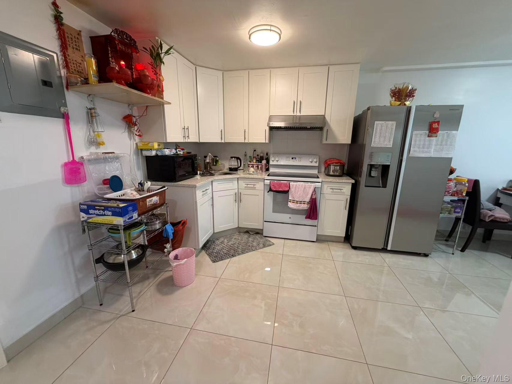 8296 Country Pointe Circle Property Photo 7