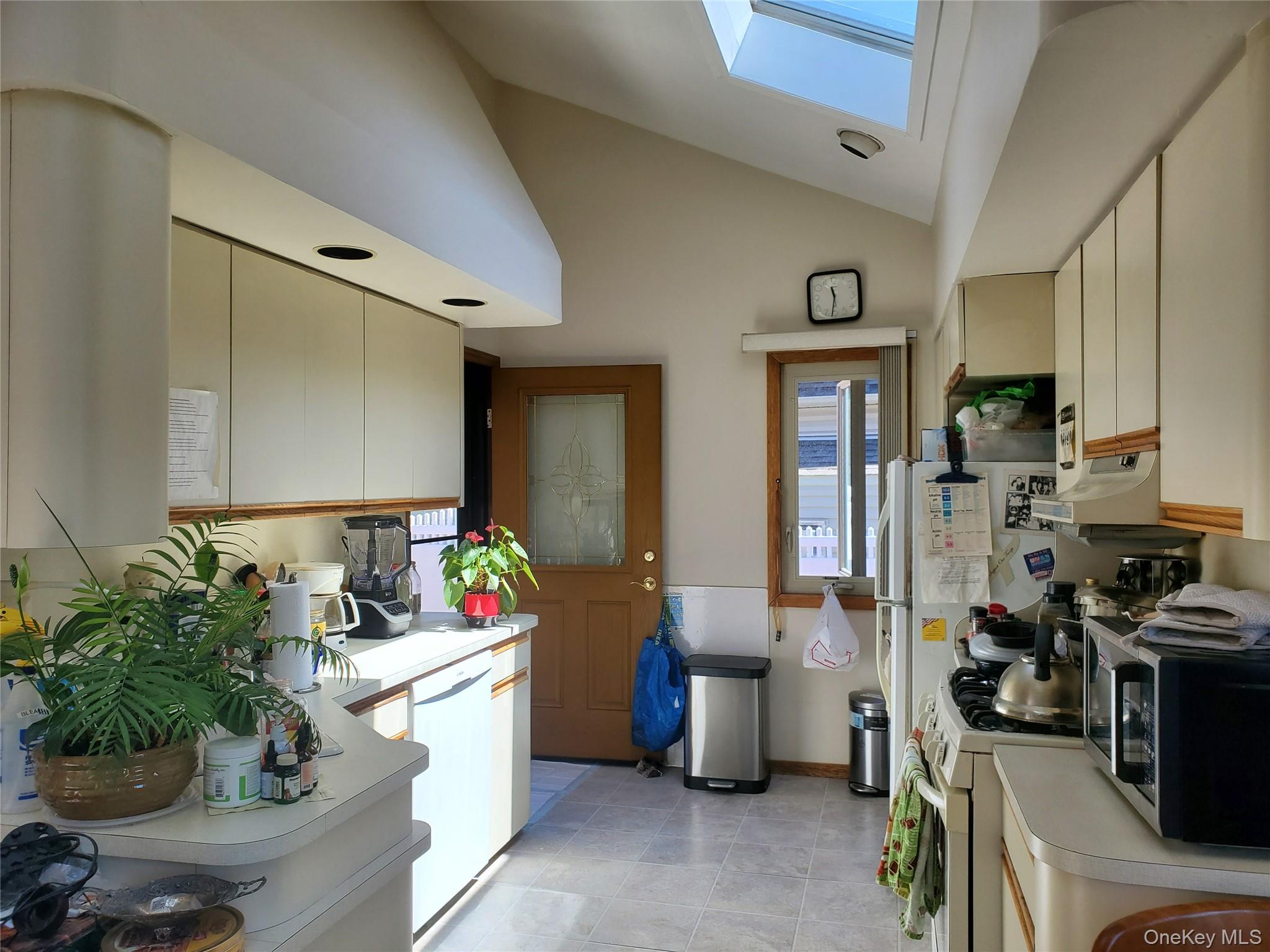 5 Columbia Road Property Photo 7