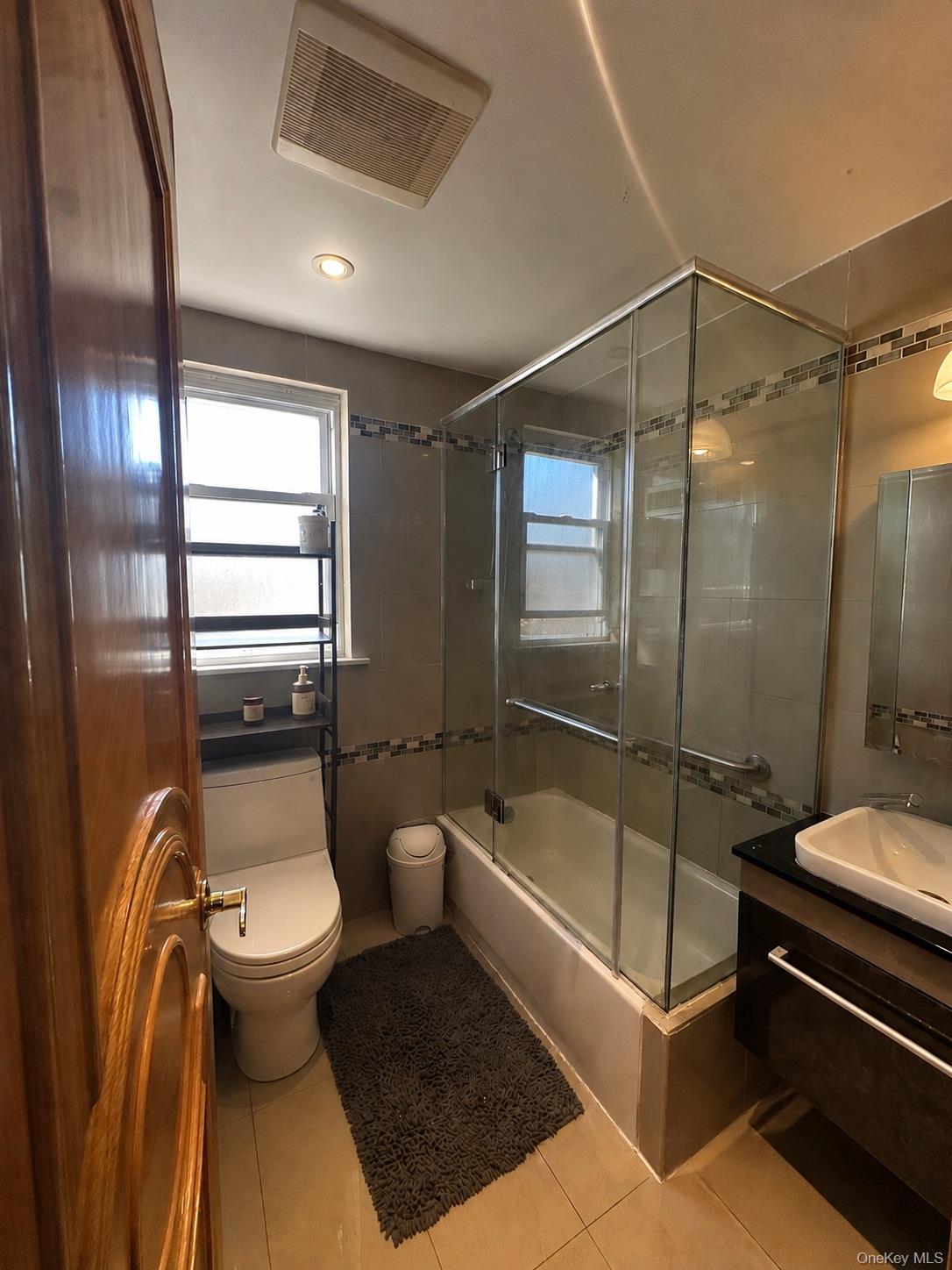5143 Bell Boulevard Property Photo 6
