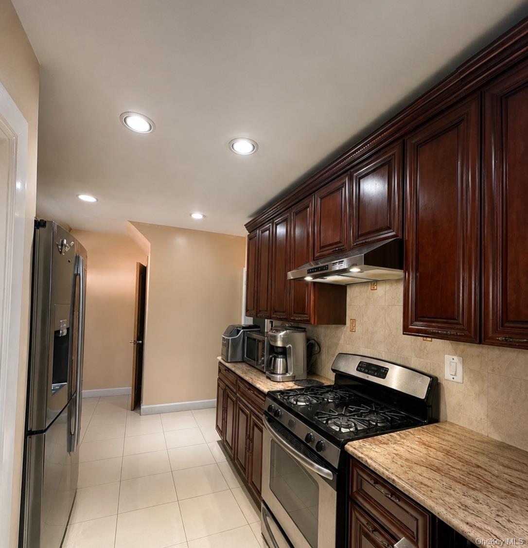5143 Bell Boulevard Property Photo 11