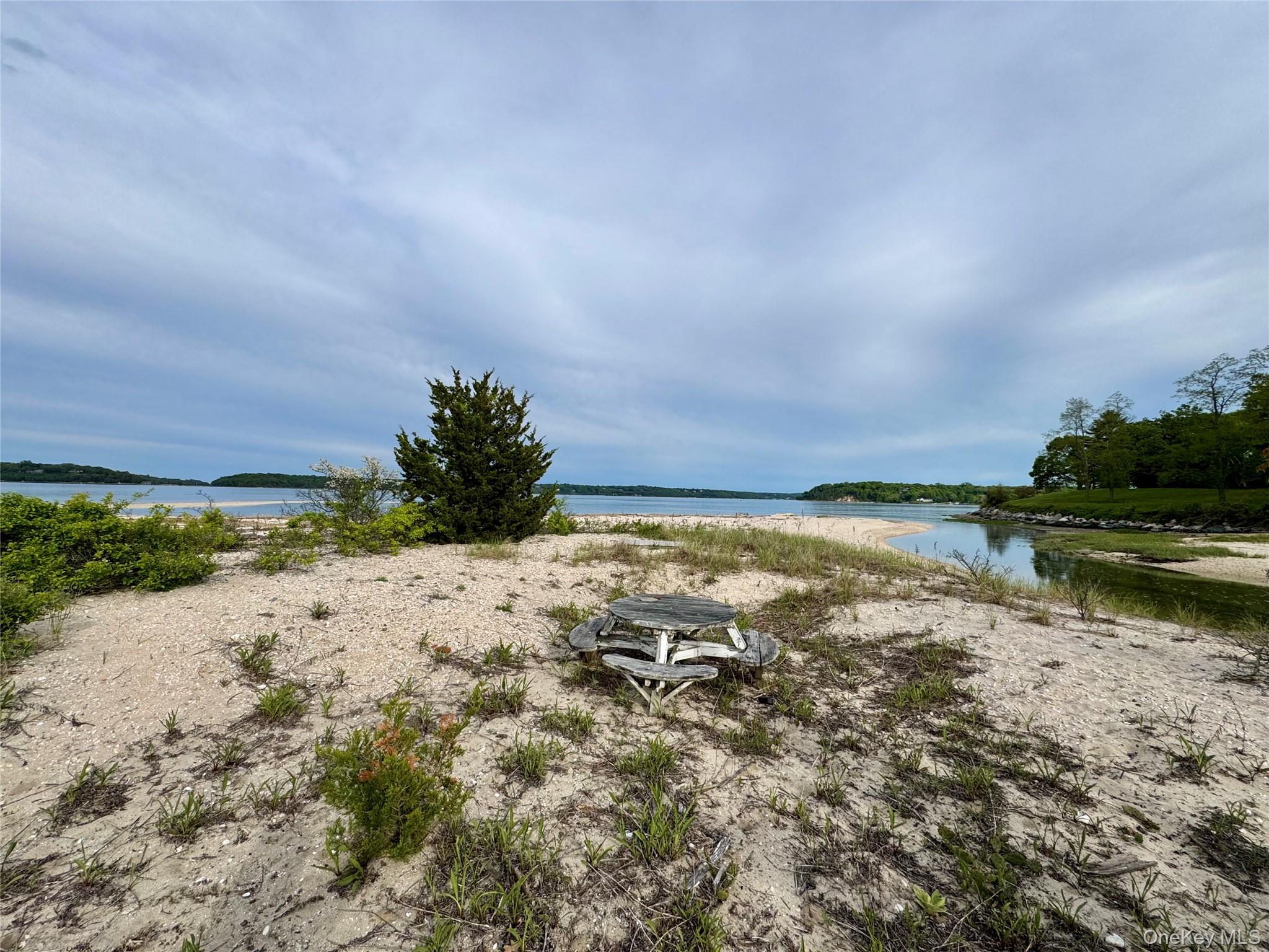 224 Centre Island Road Property Photo 16