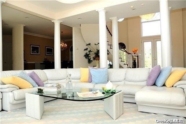 9 Kate Court Property Photo 7