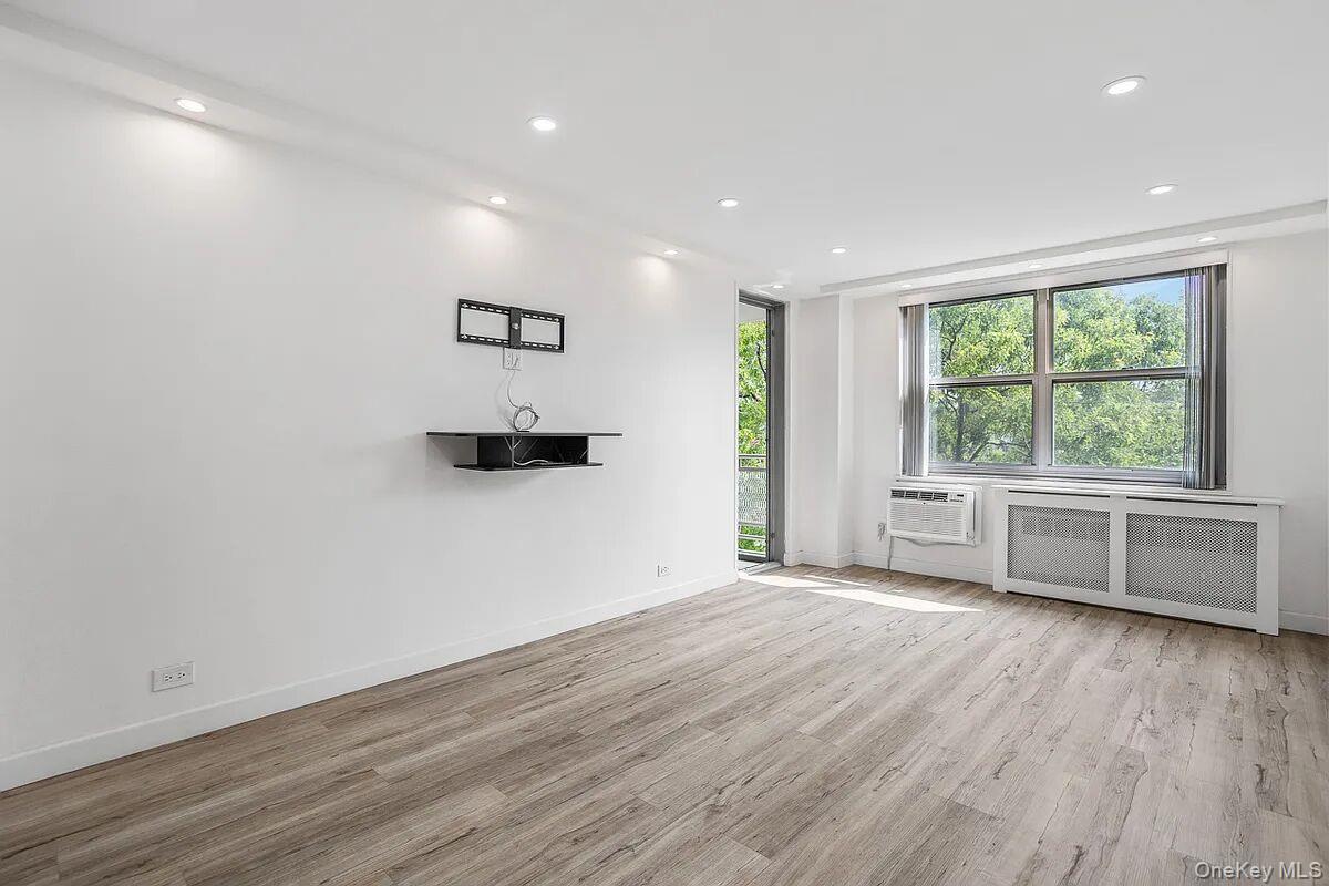 61-25 97th Street 5a Property Photo 6