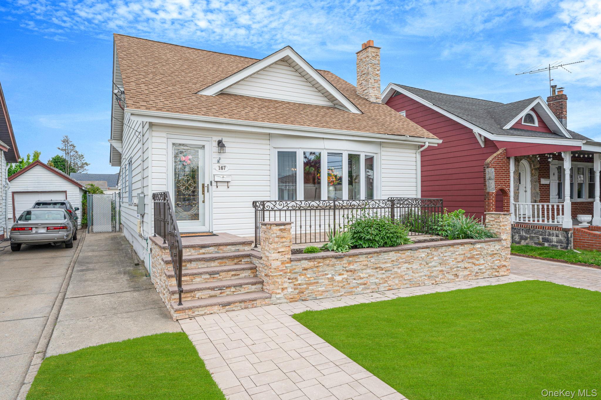 167 Shaw Avenue Property Photo 1