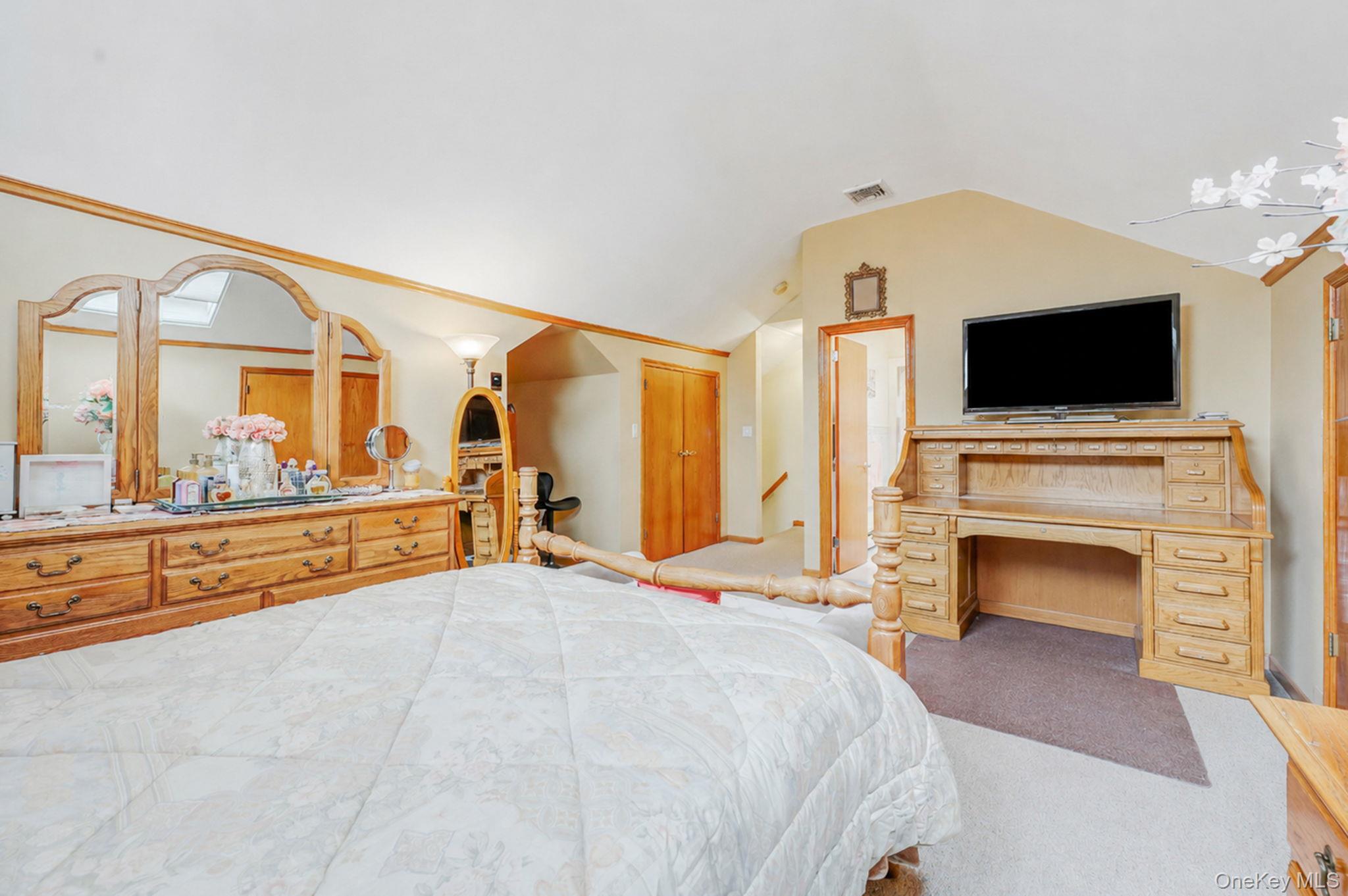167 Shaw Avenue Property Photo 17