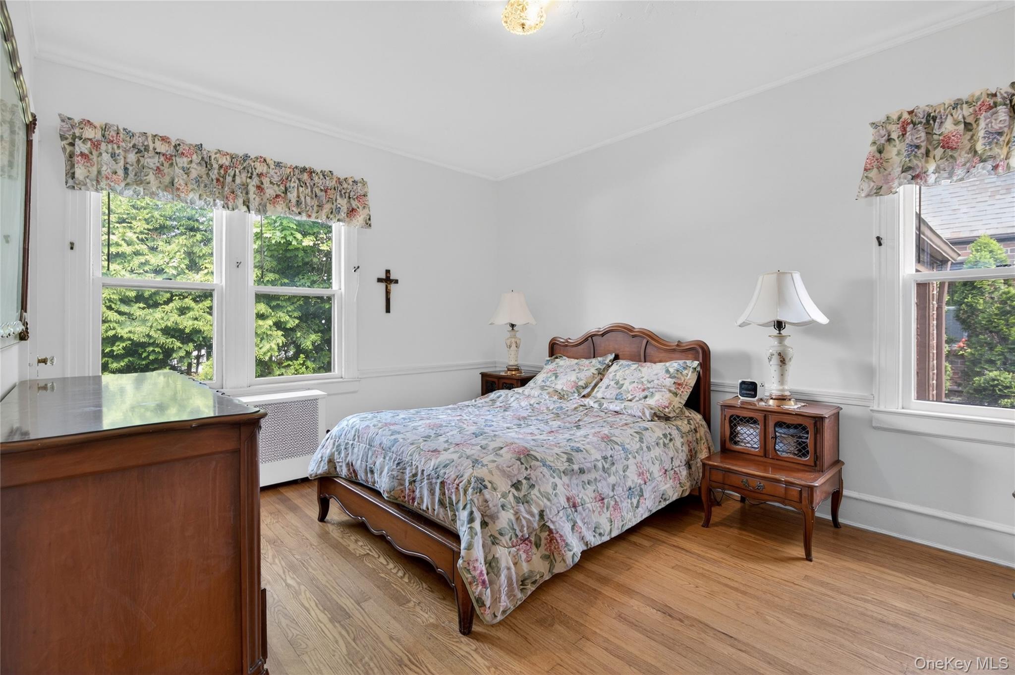 114 New Hyde Park Road Property Photo 13