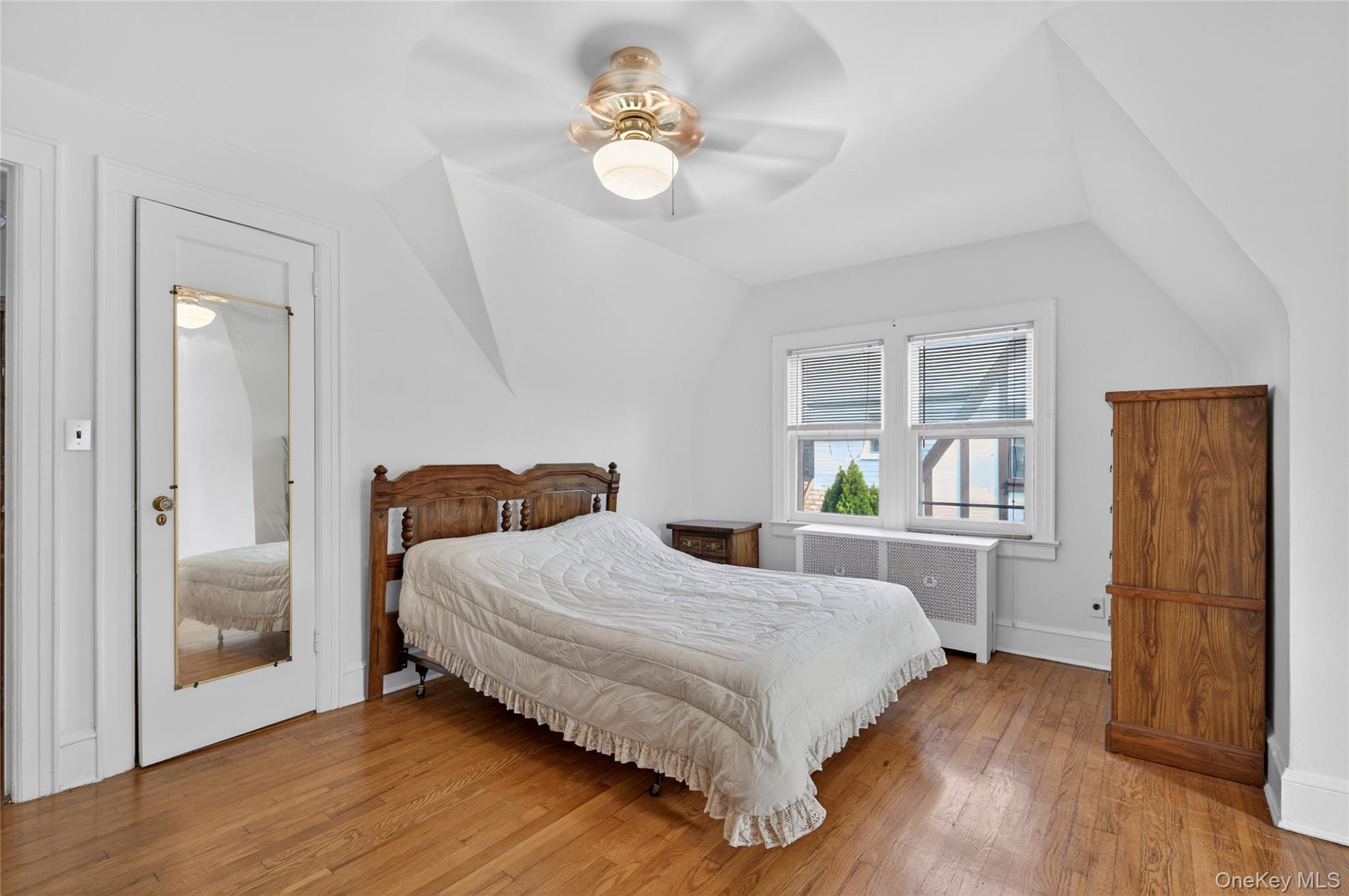 114 New Hyde Park Road Property Photo 20