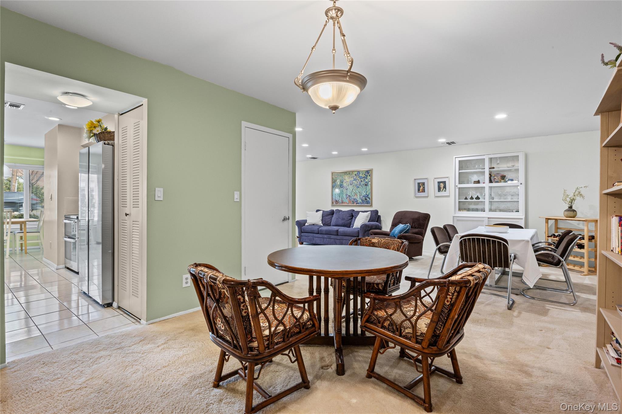 99 S Park Avenue 28 Property Photo 3