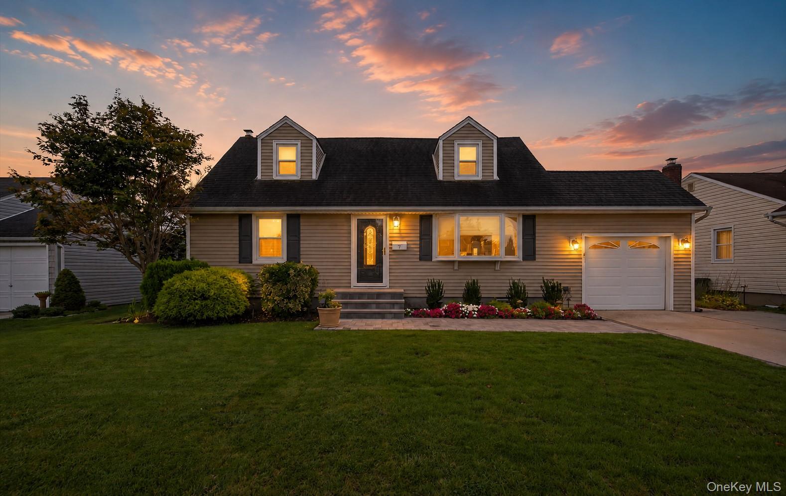7 Greenbriar Lane Property Photo 1