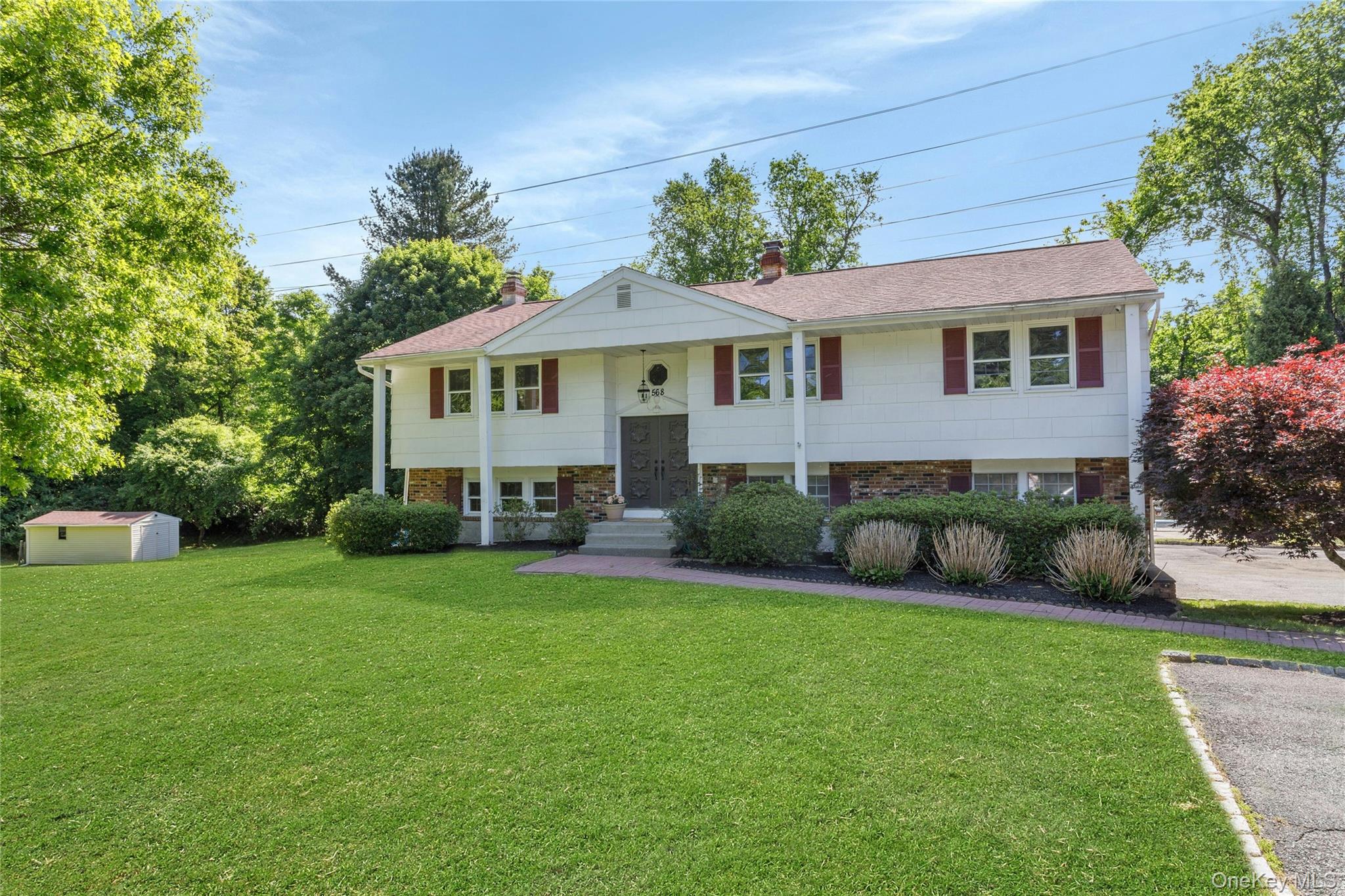 568 Saw Mill River Road Property Photo 1