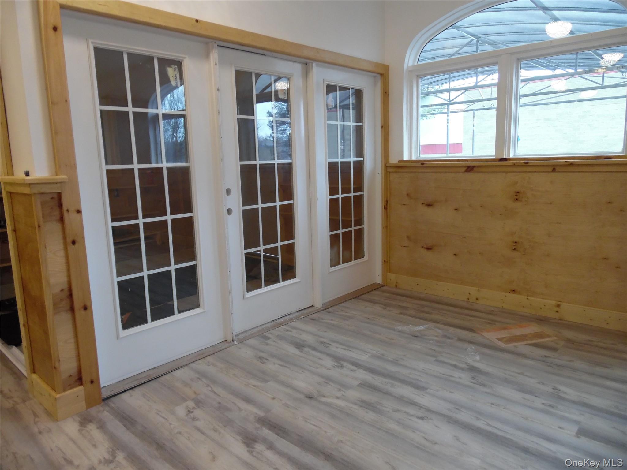 363 E Broadway Property Photo 5
