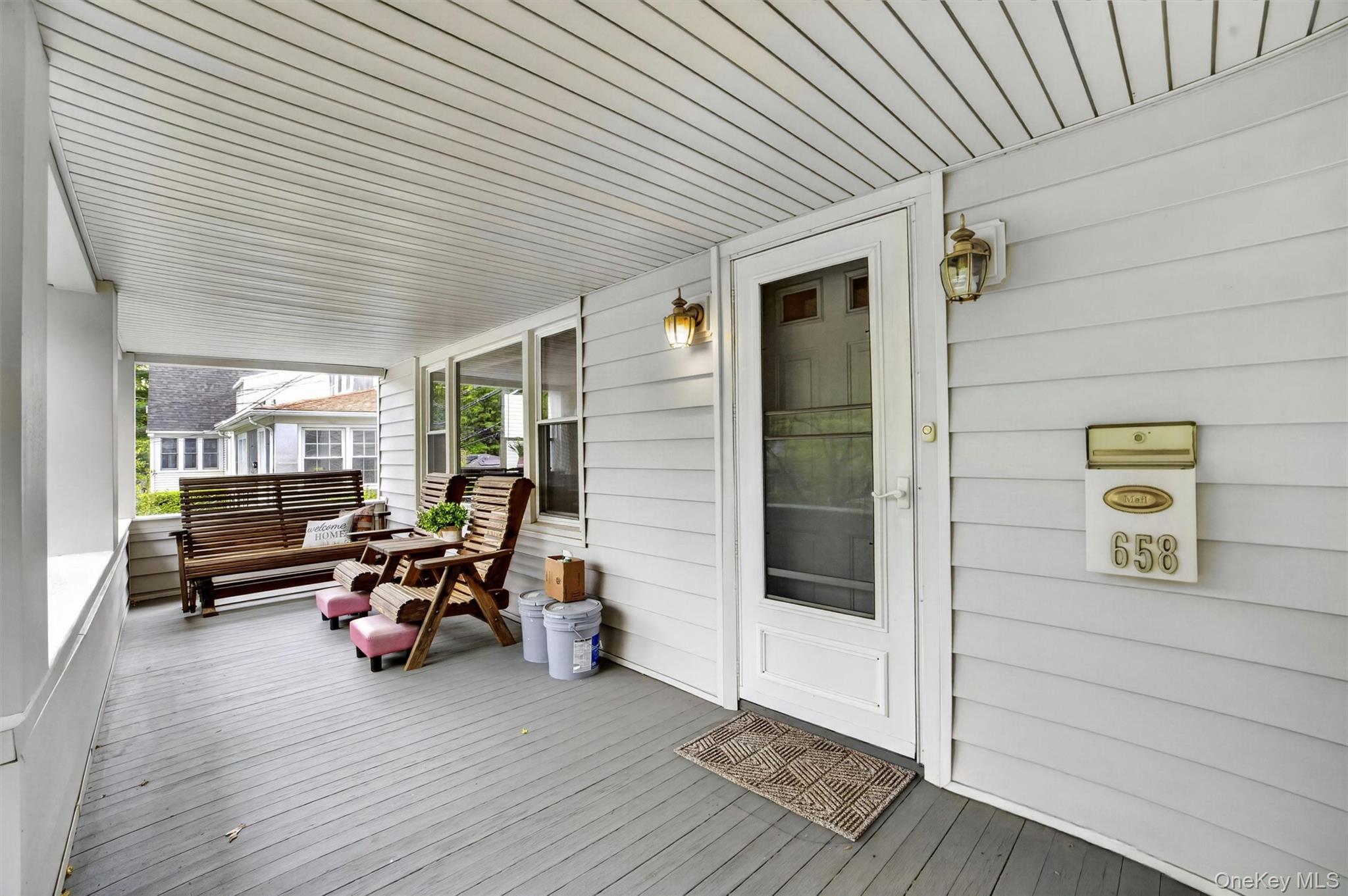 658 Ridge Street Property Photo 7