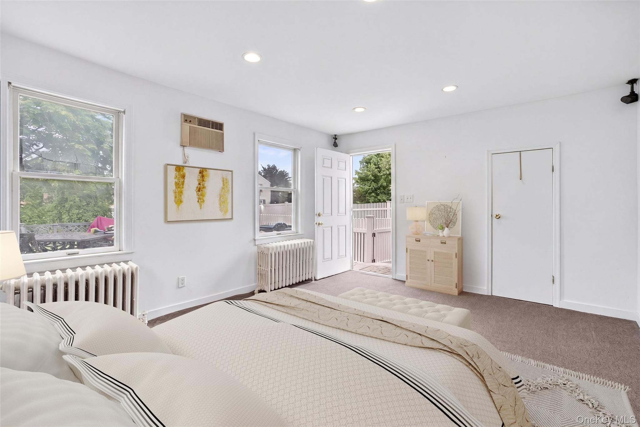 658 Ridge Street Property Photo 20