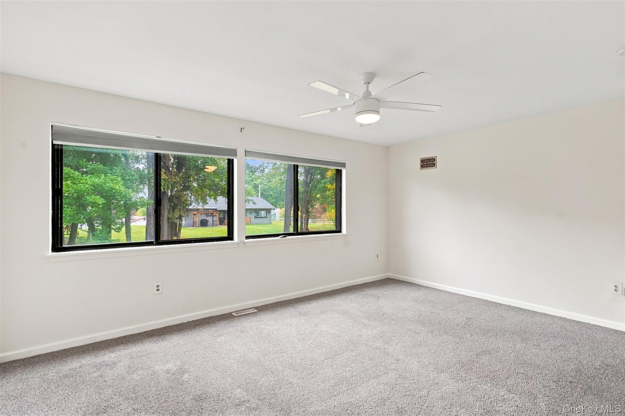 1905 Magnolia Walk Property Photo 21
