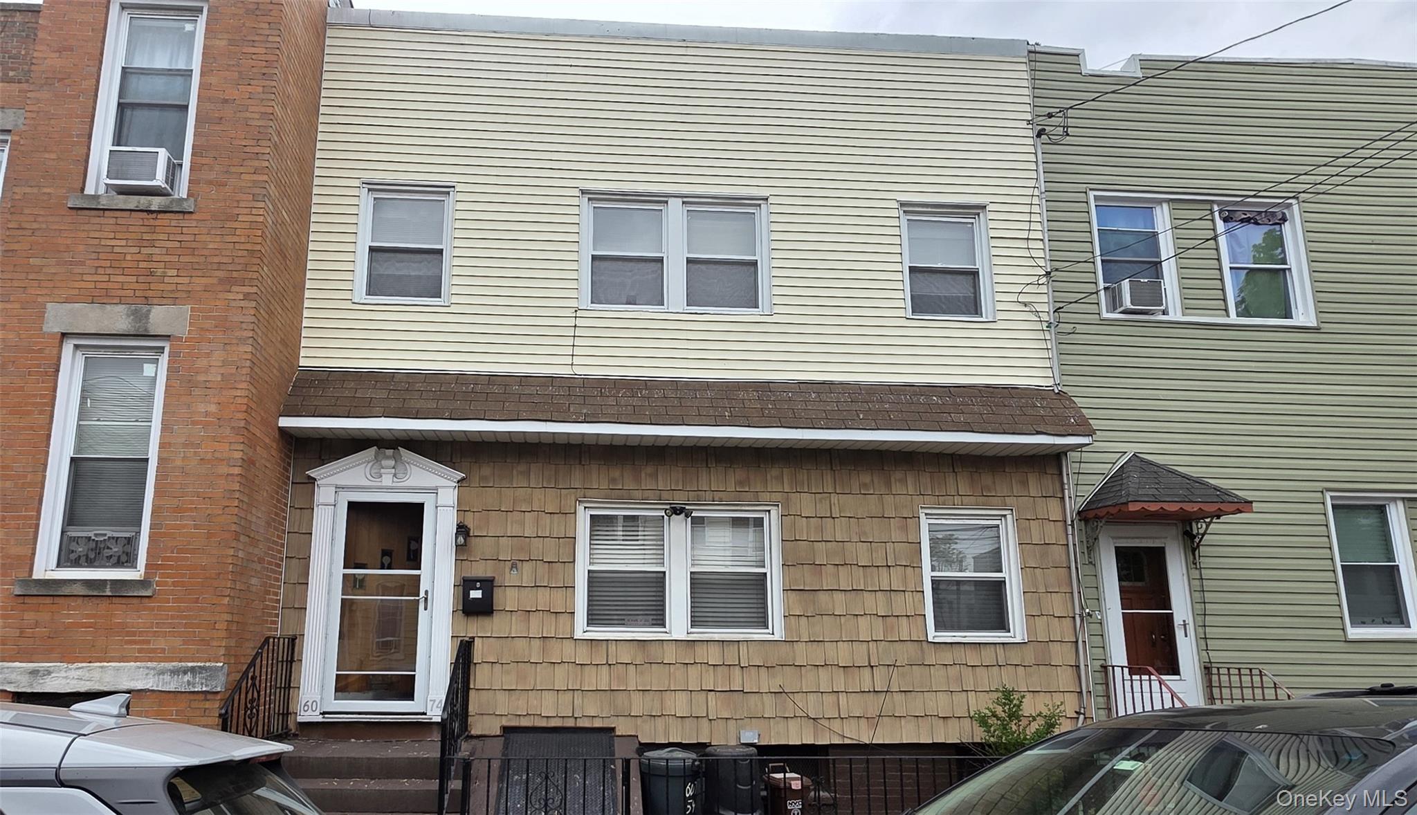 6074 54th Place Property Photo 1