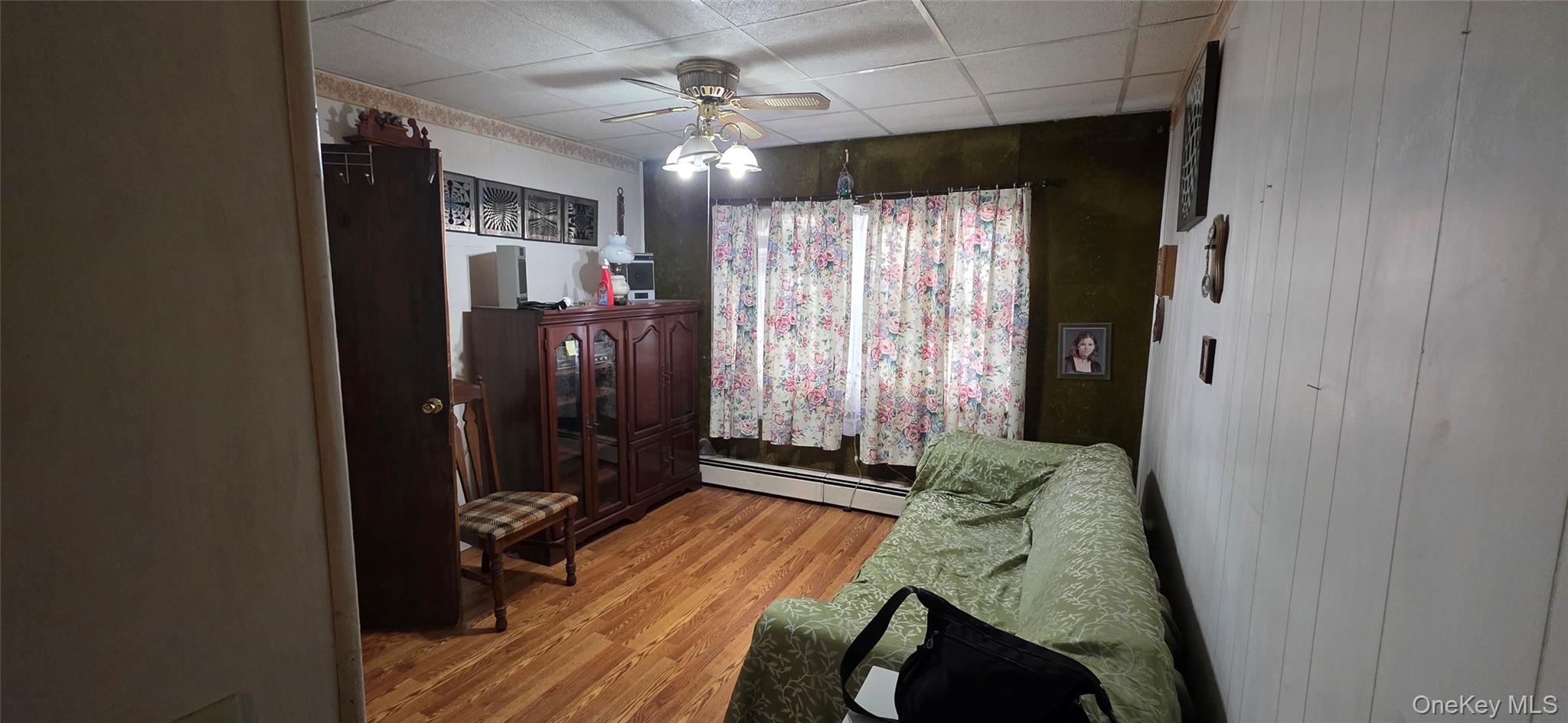 6074 54th Place Property Photo 5