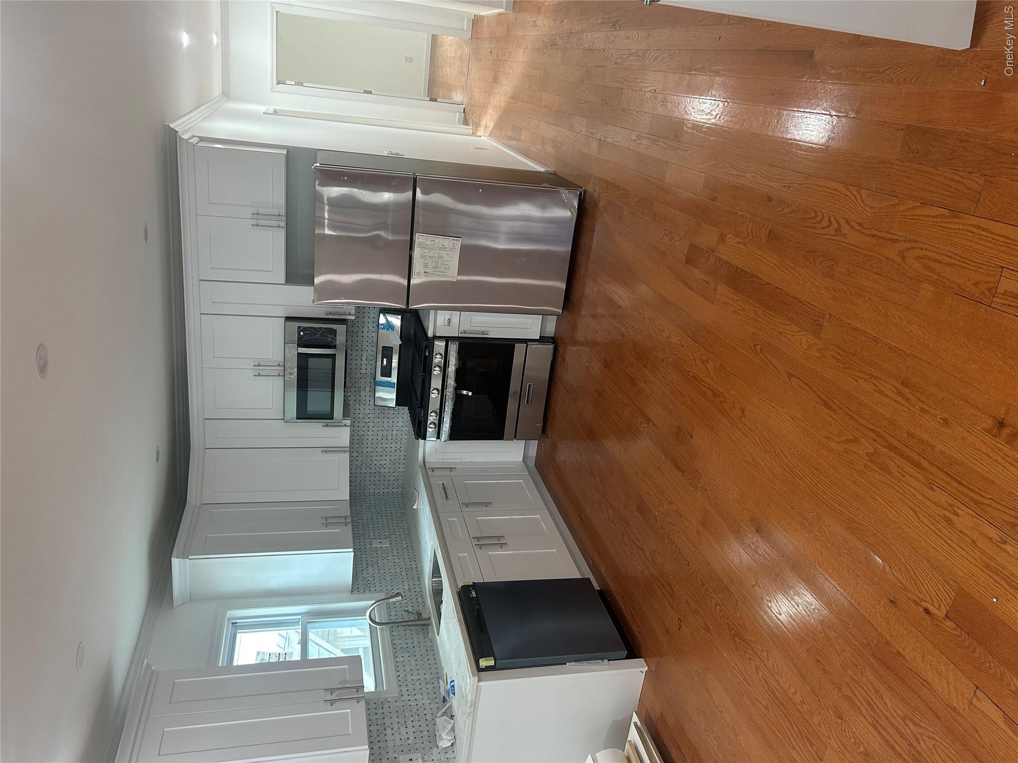 243-16 145th Avenue Property Photo 5