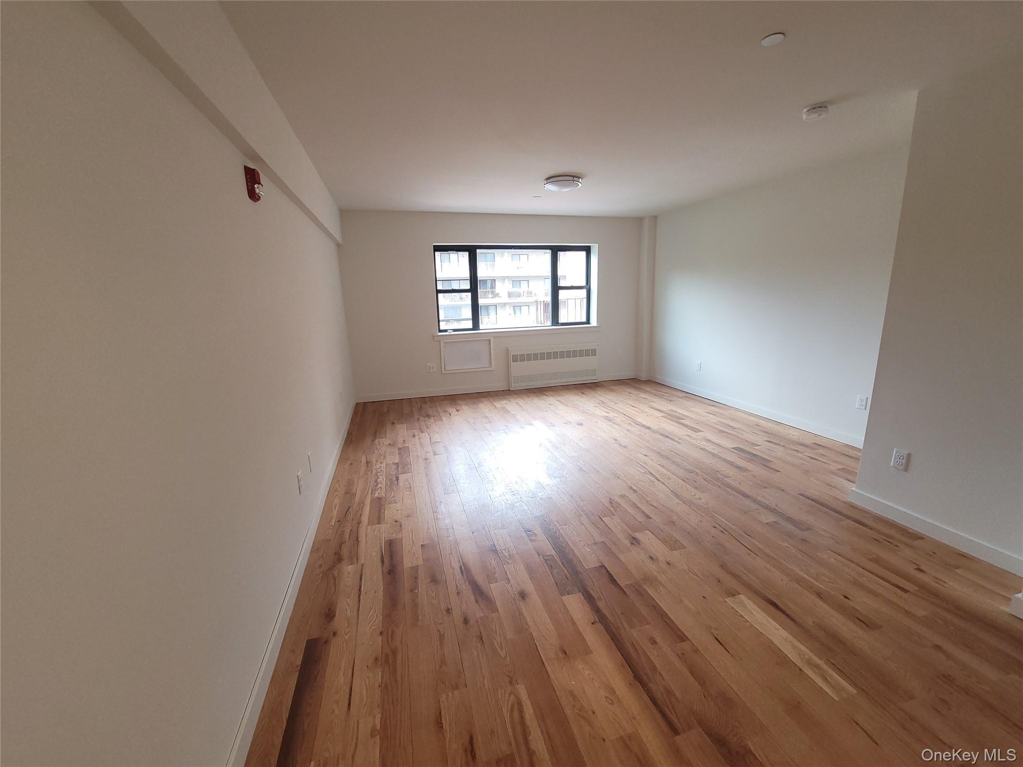 671 Bronx River Road 4n Property Photo 8