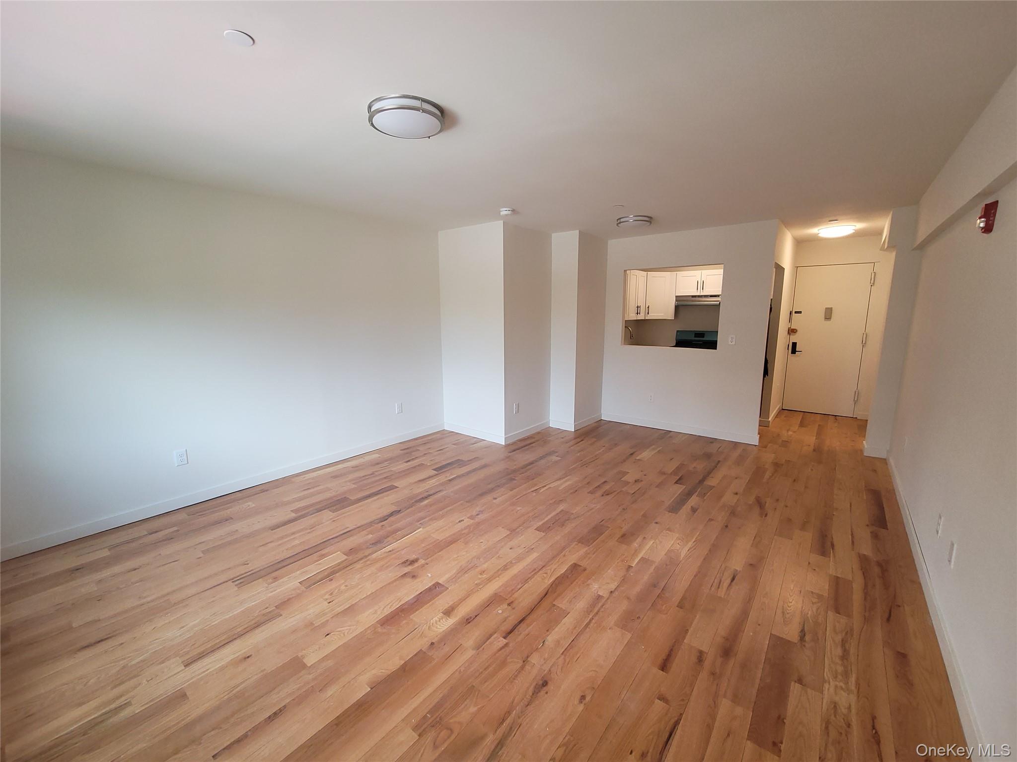 671 Bronx River Road 4n Property Photo 9