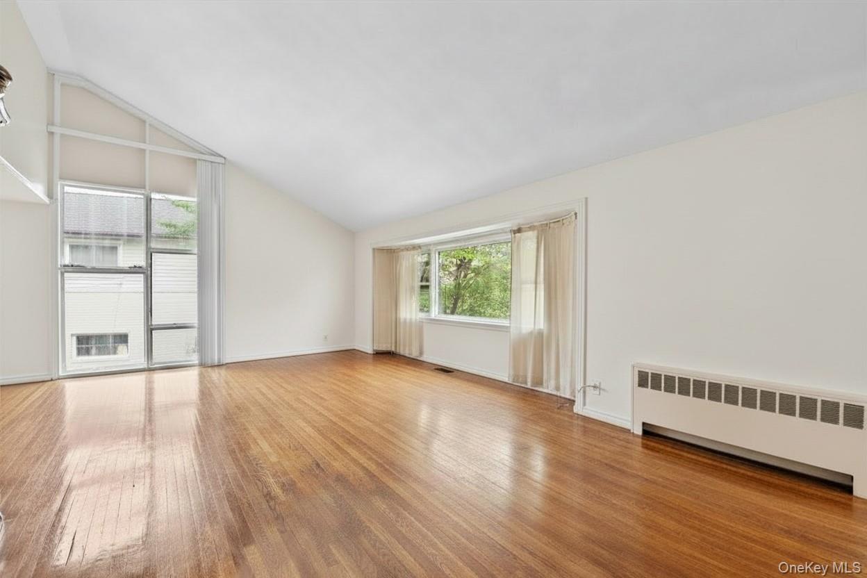 916 Lawrence Court Property Photo 15