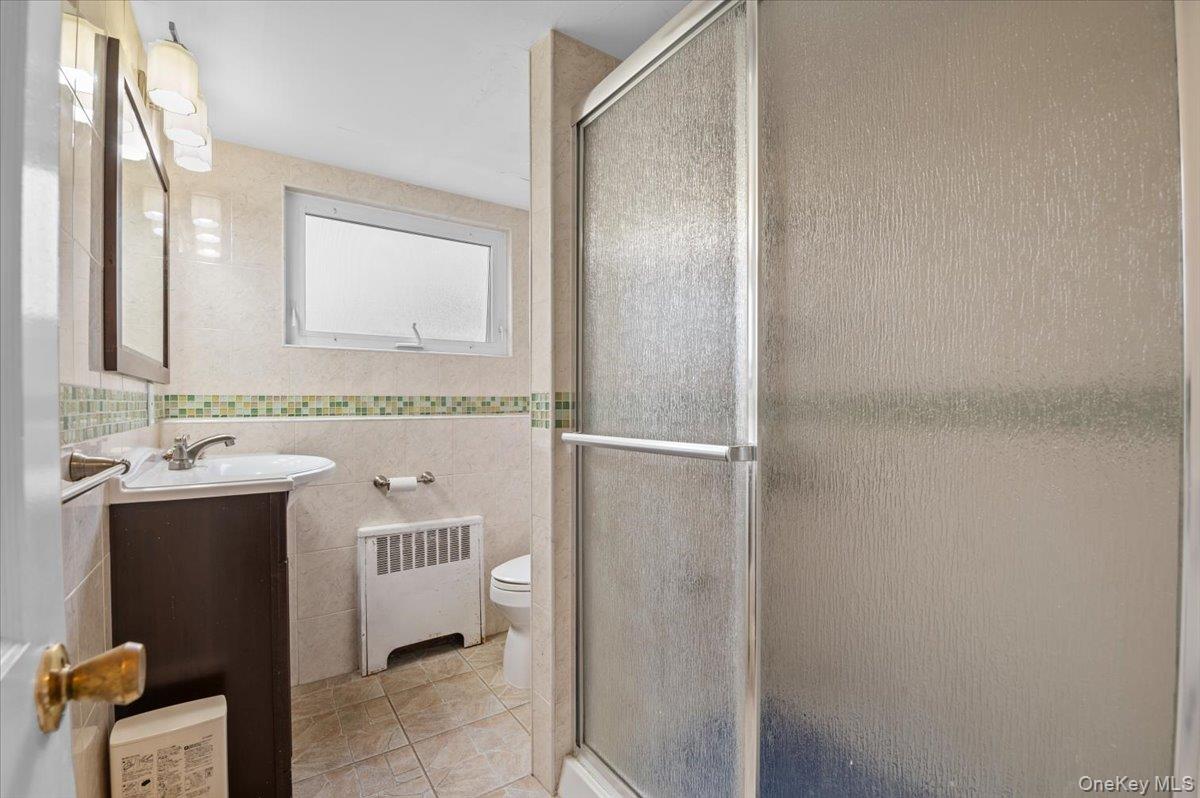 916 Lawrence Court Property Photo 29