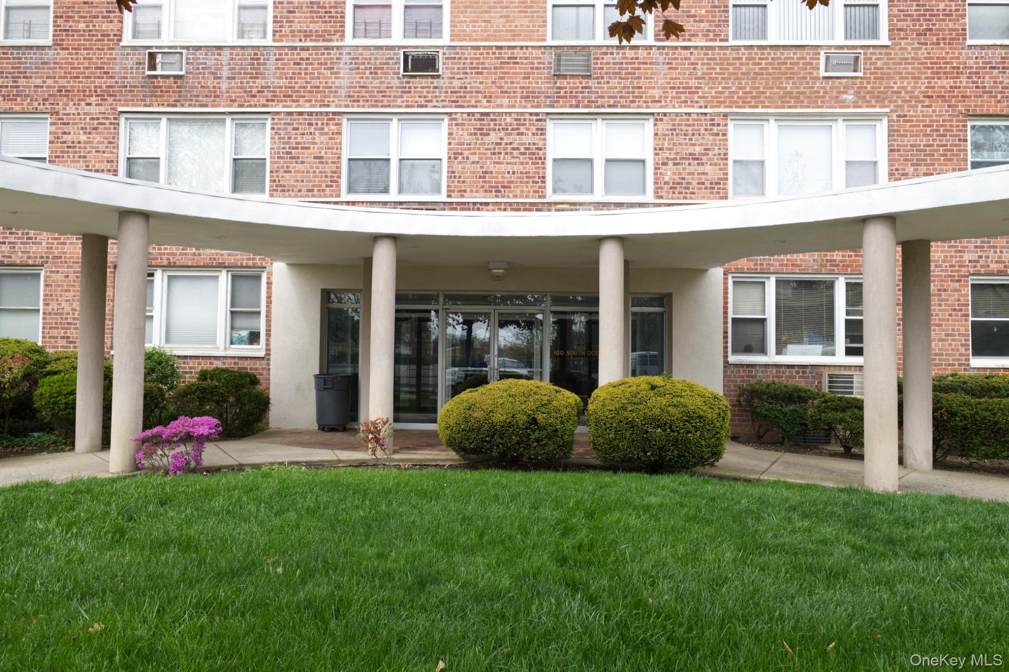 100 S Ocean Avenue 2r Property Photo 1