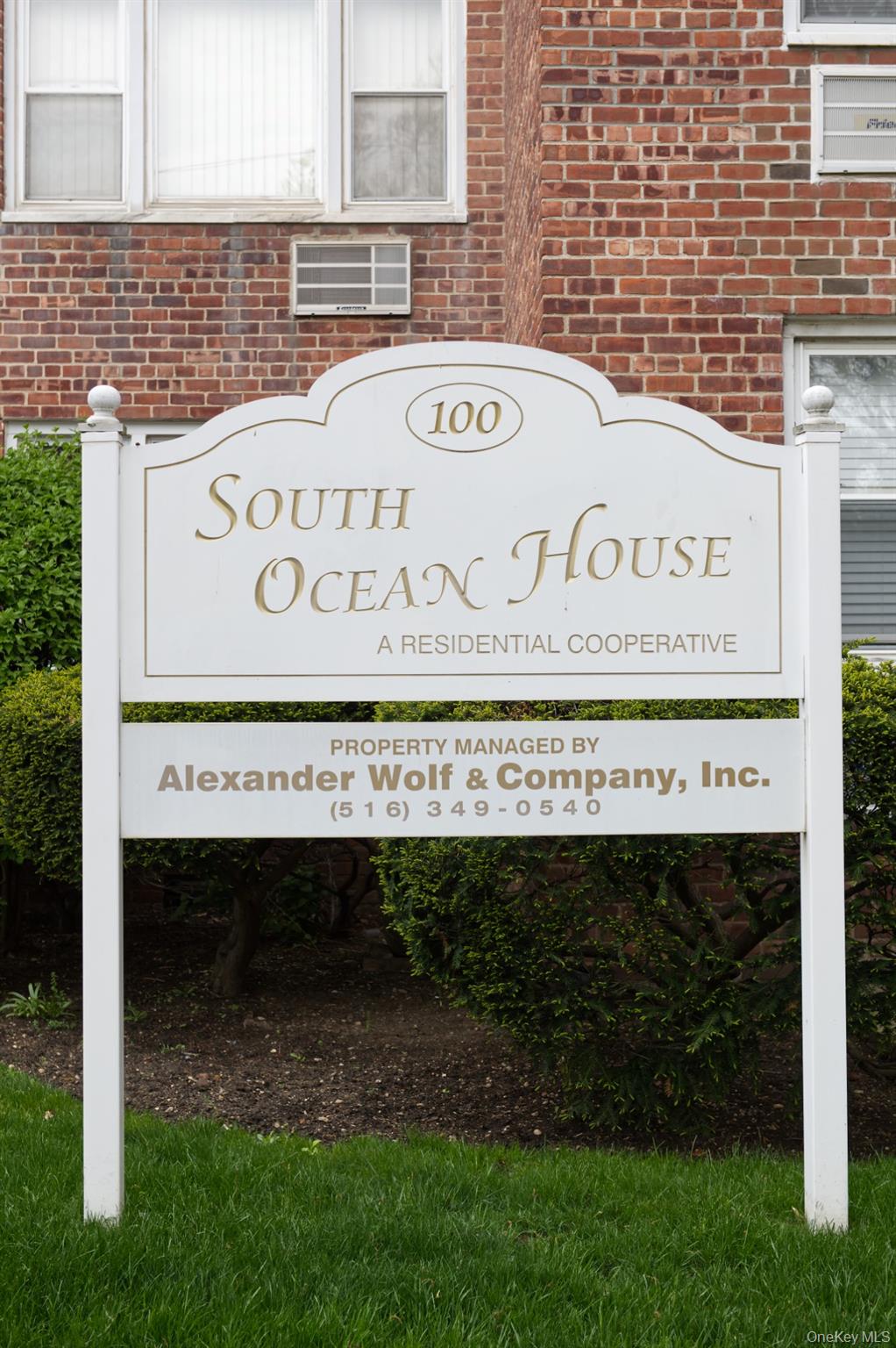 100 S Ocean Avenue 2r Property Photo 3