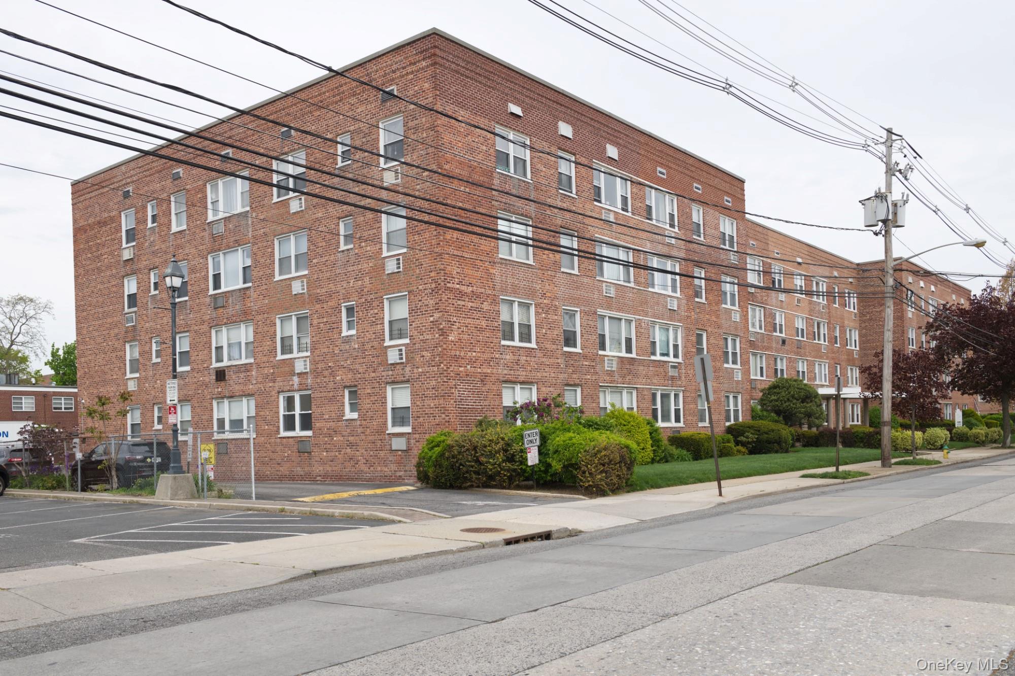 100 S Ocean Avenue 2r Property Photo 19