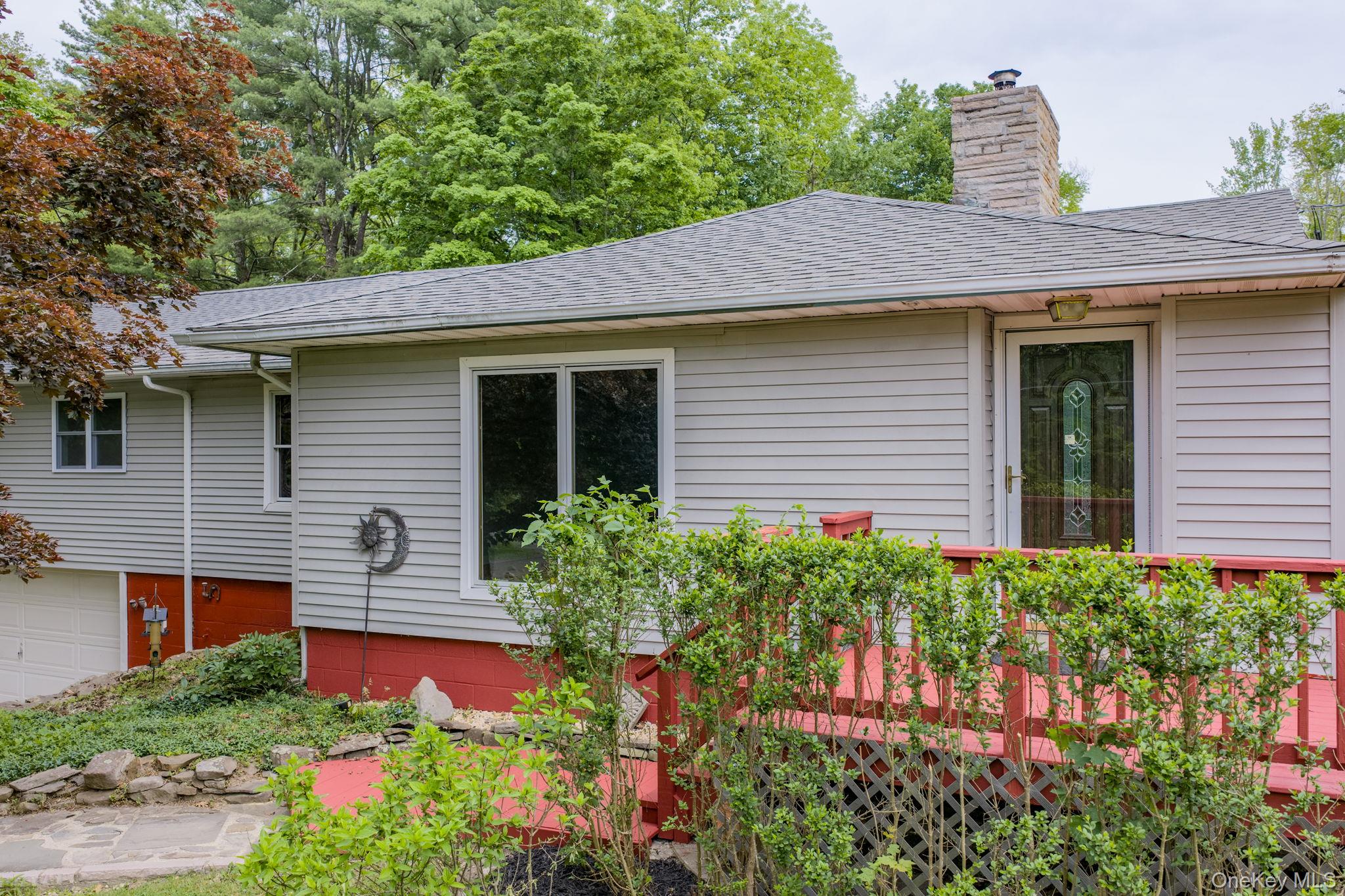 5319 Searsville Road Property Photo 6