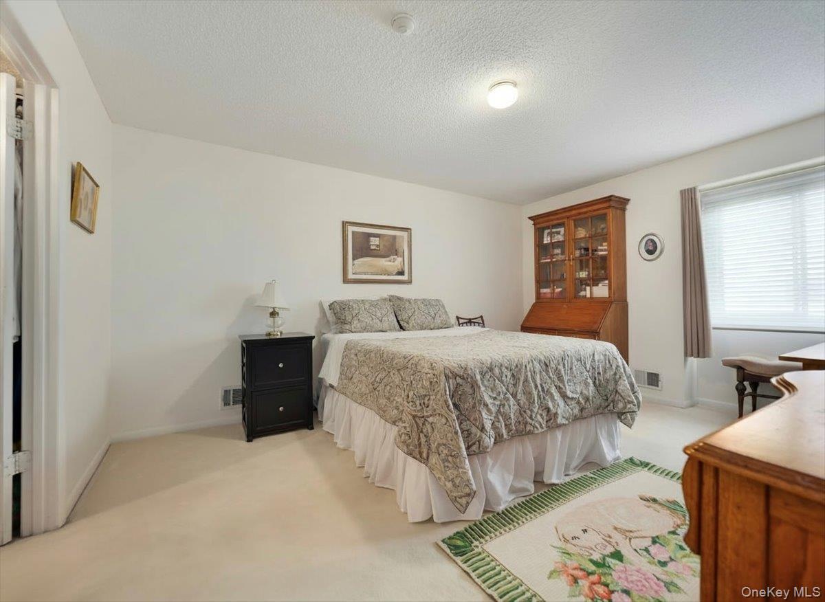 5 Isabel Court Property Photo 10