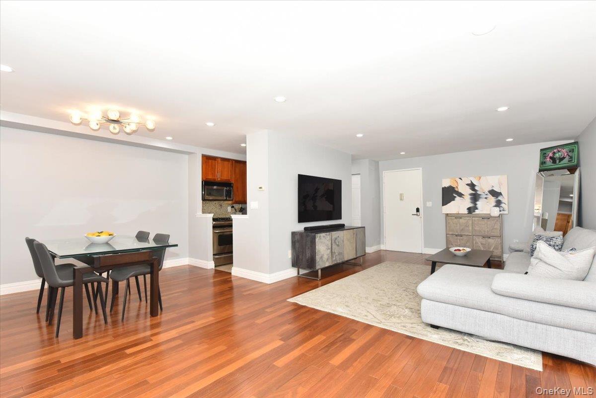 320 E Shore Road 2-a Property Photo 10