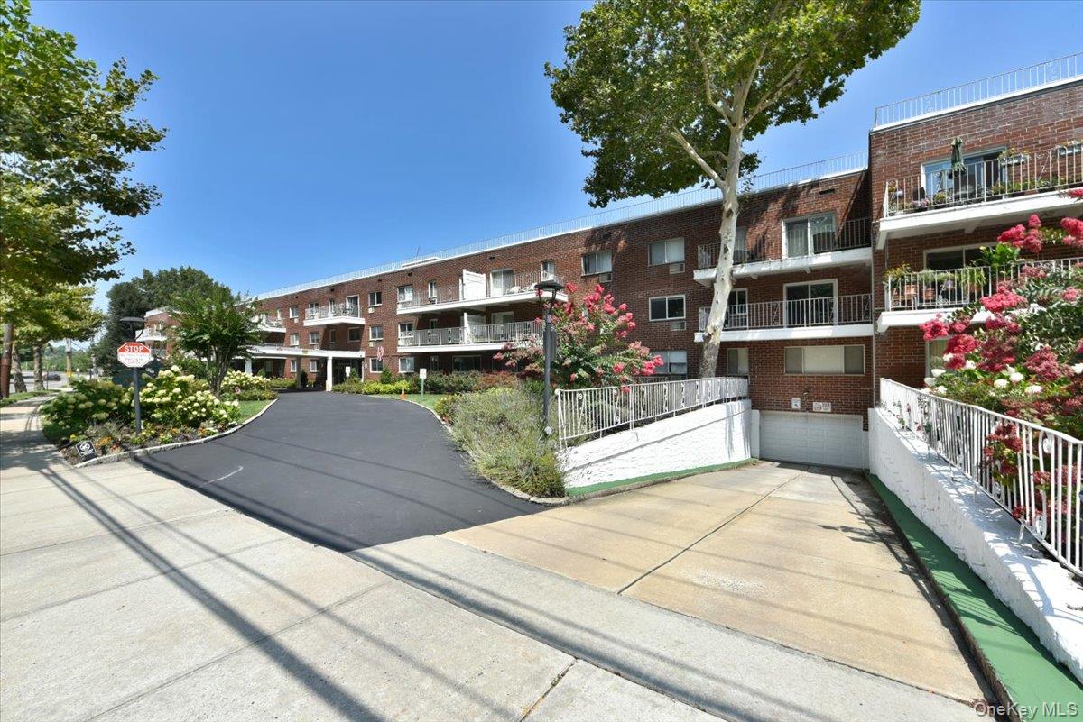 320 E Shore Road 2-a Property Photo 26
