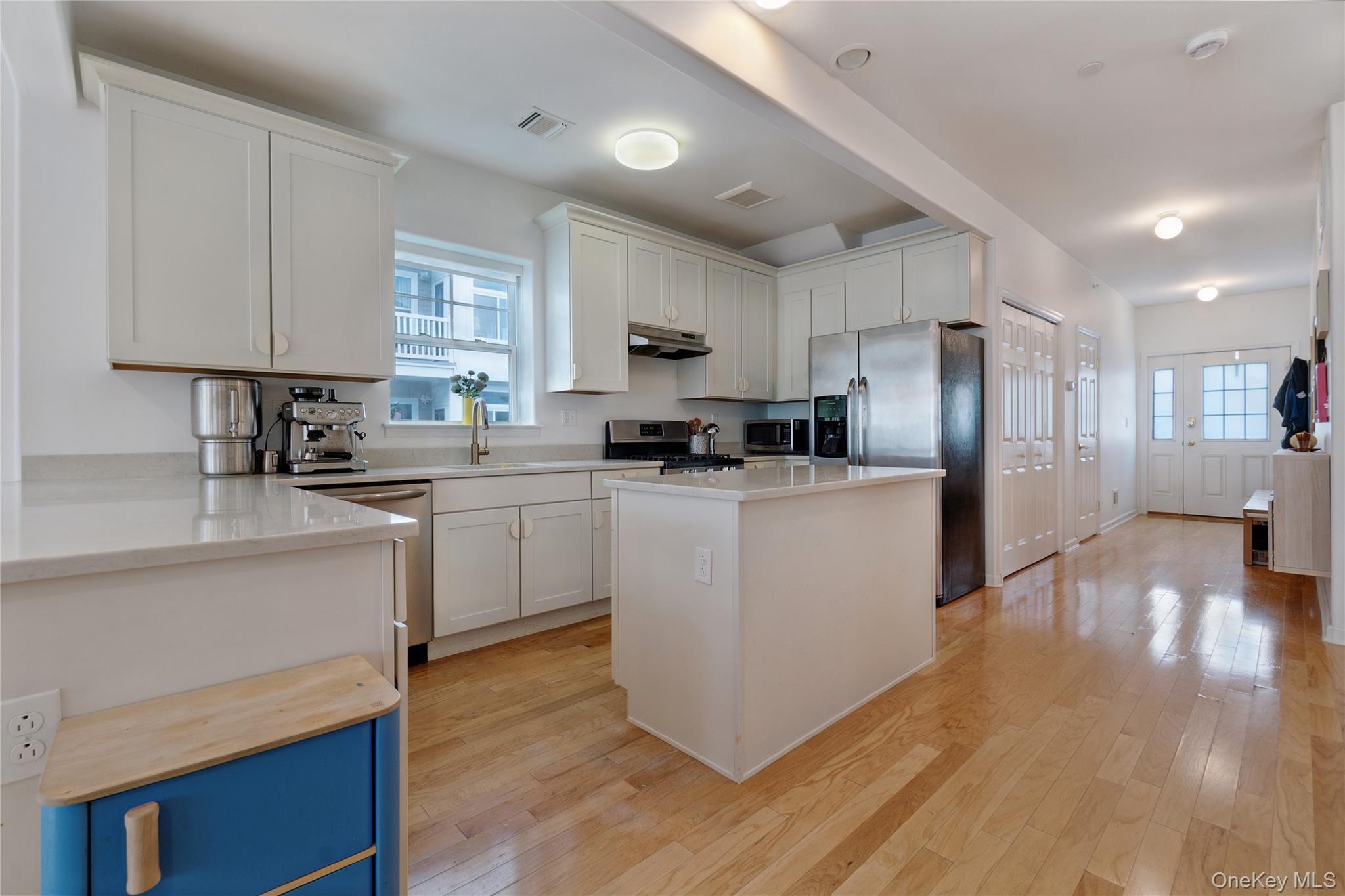 129 Beach 62nd Street Property Photo 3