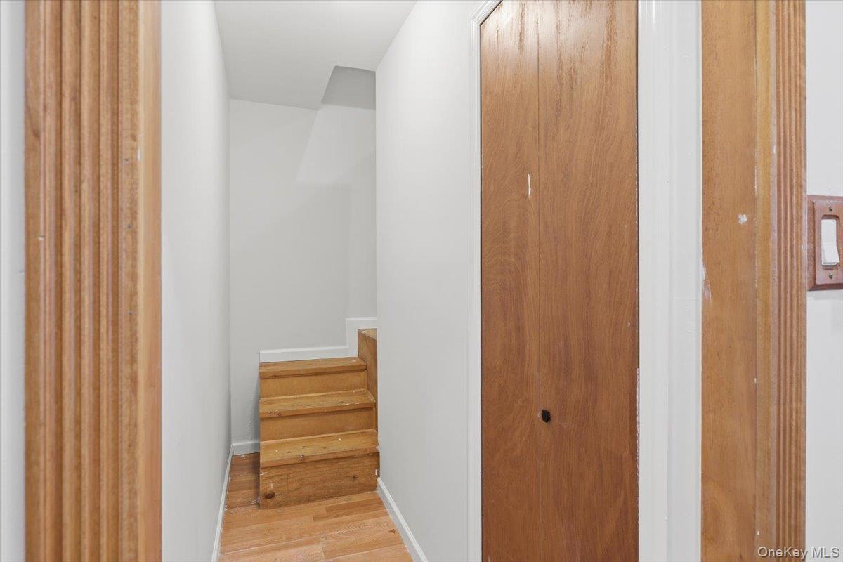 9322 207th Street Property Photo 23