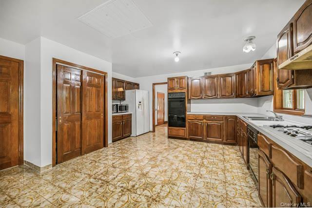 4 Carol Lane Property Photo 23