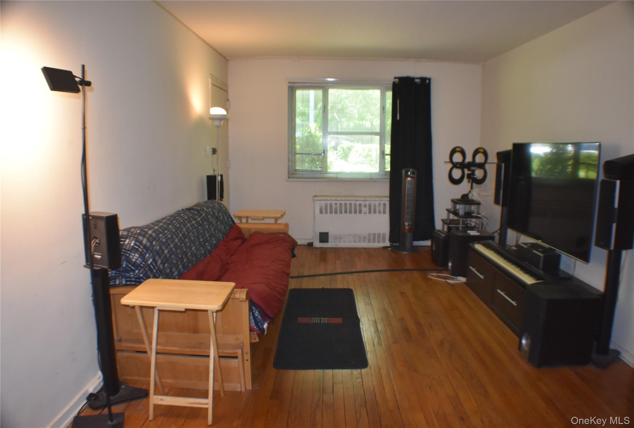 228-14 Stronghurst Avenue 3113, Lower Level Property Photo 11
