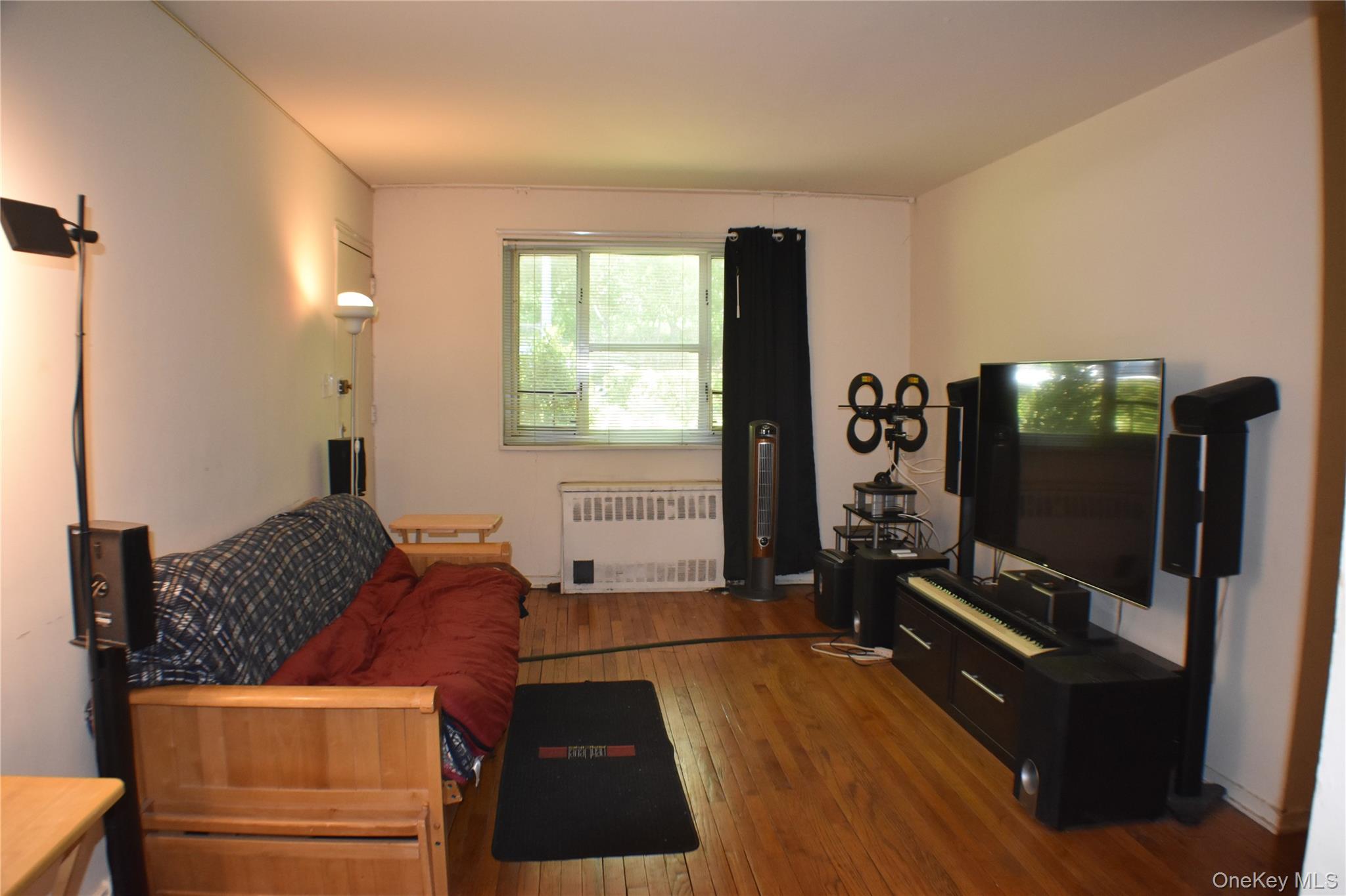 228-14 Stronghurst Avenue 3113, Lower Level Property Photo 13