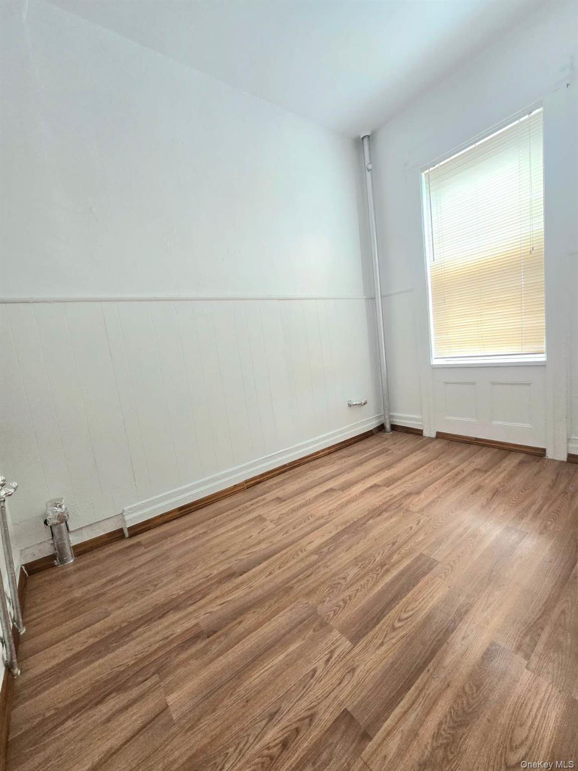 2043 84th Street Property Photo 5